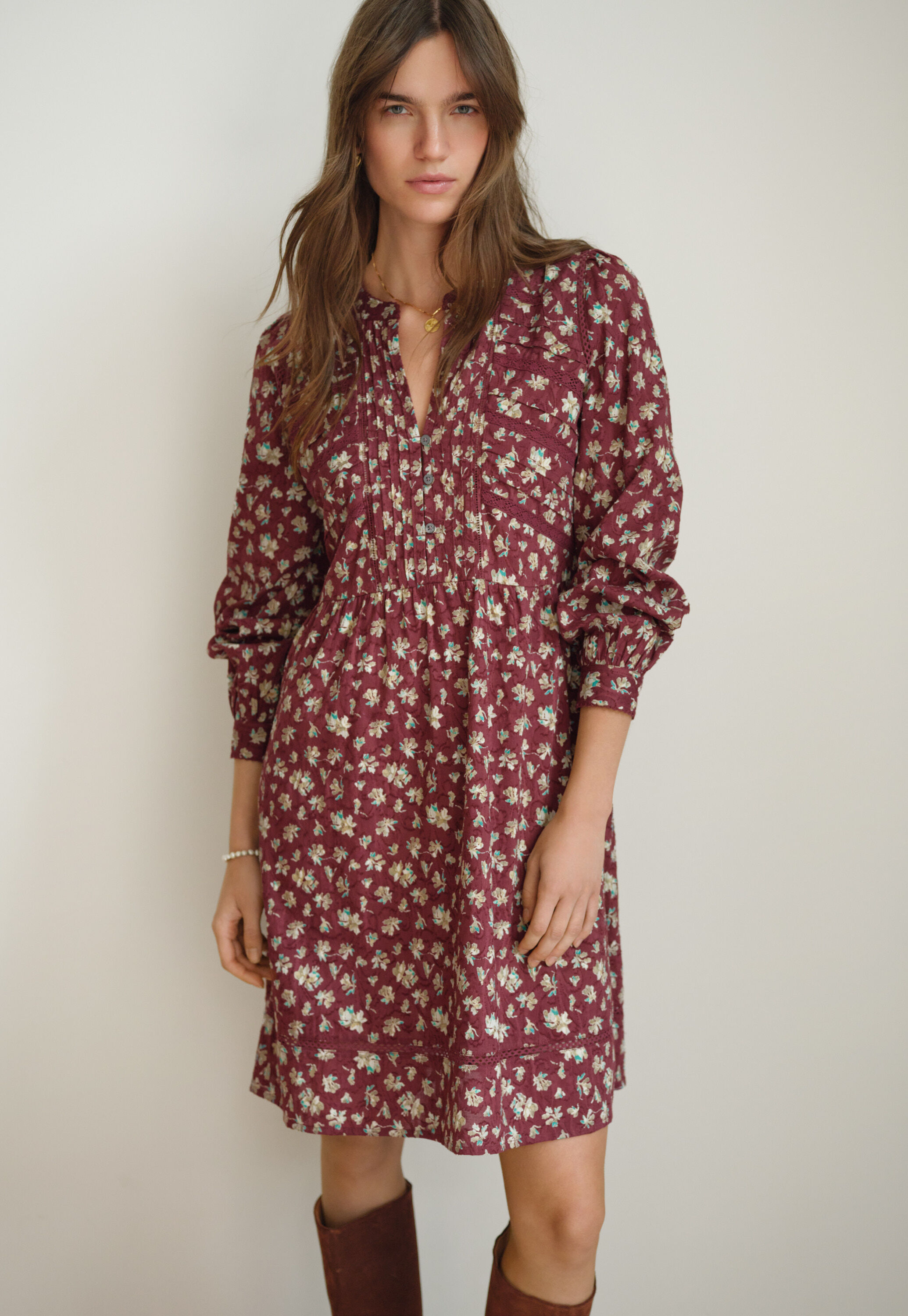 Kurzes Kleid mit Print, Wein, large