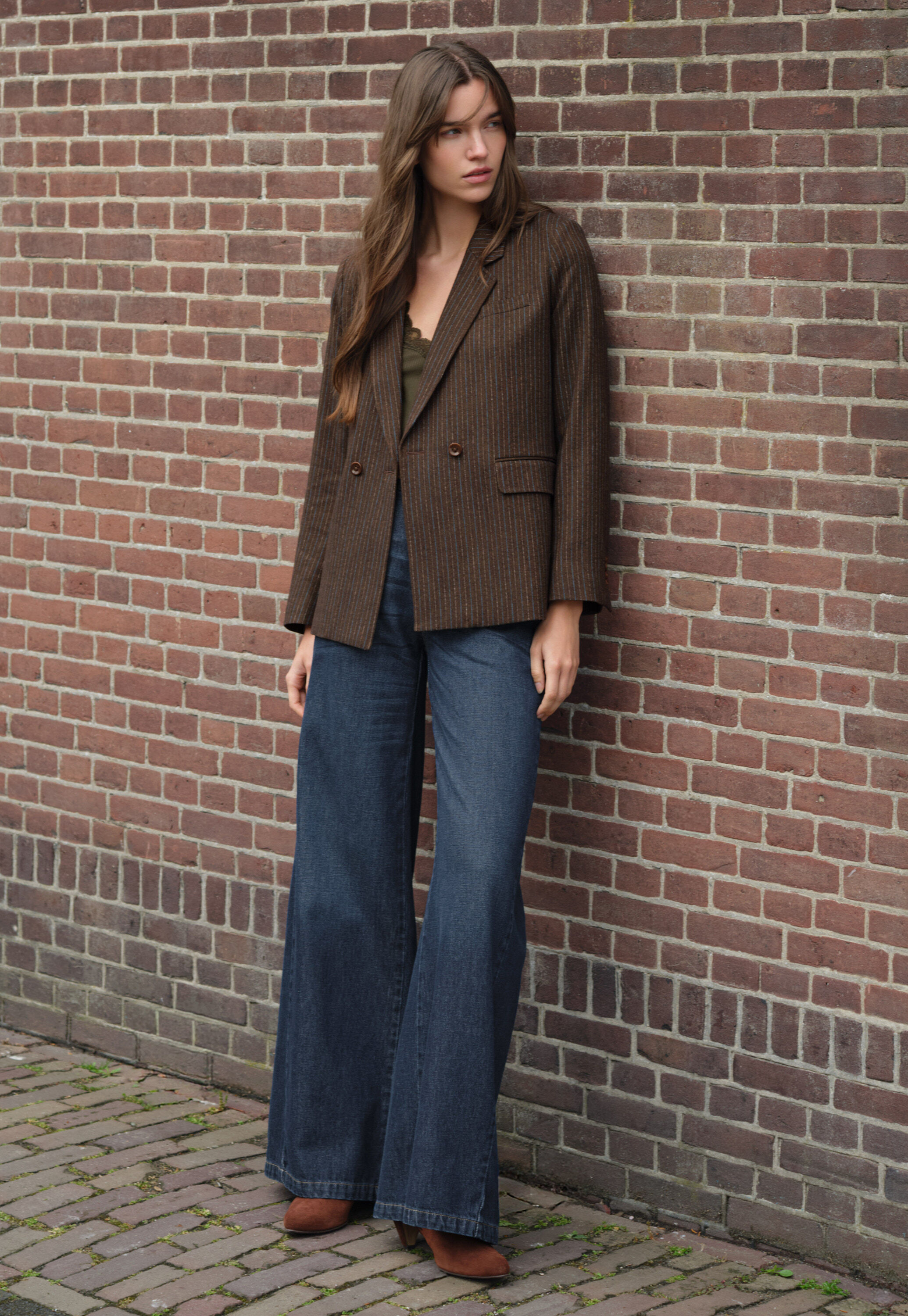 Jeans mit weitem Schlag