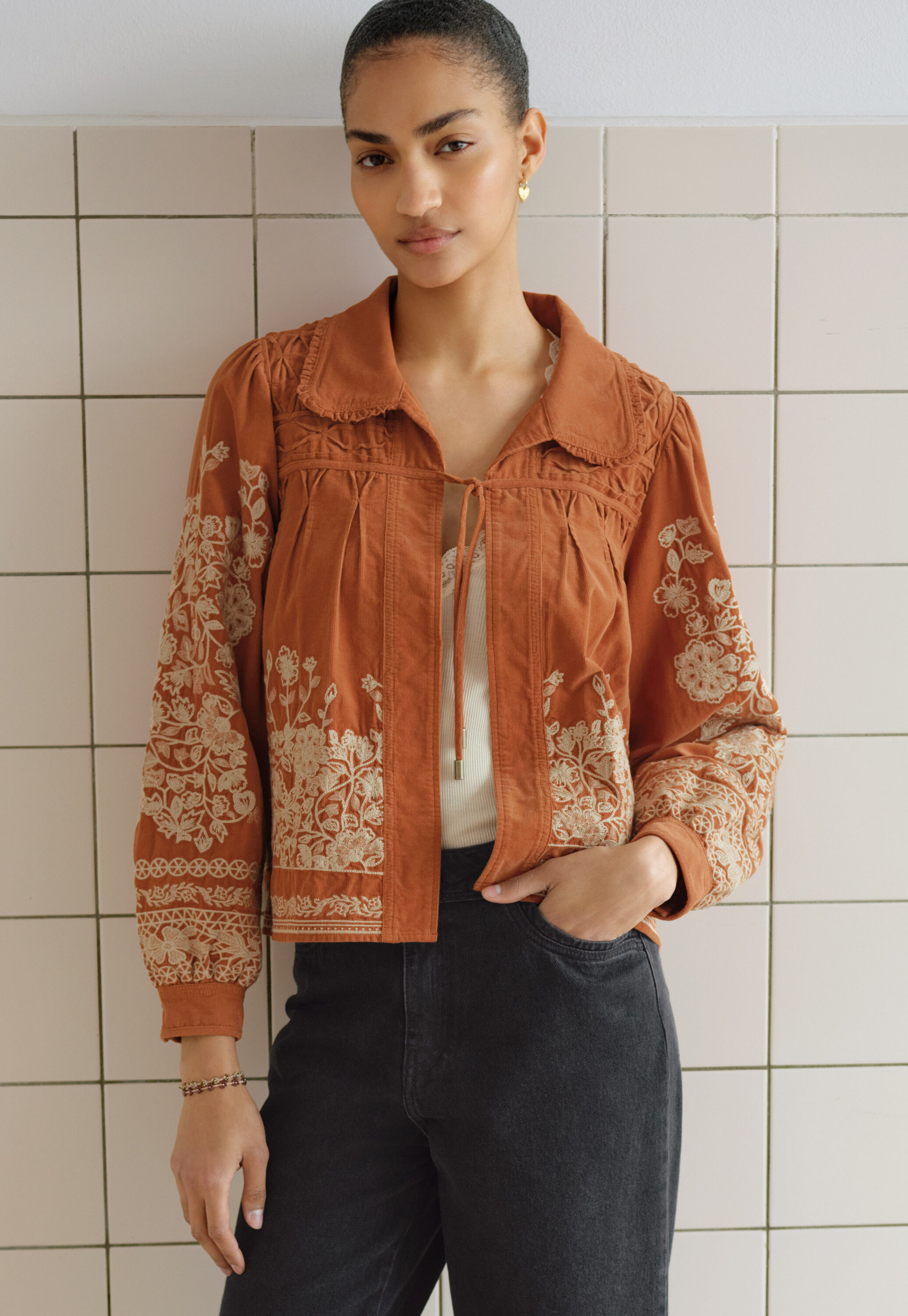 Bestickte Cordjacke, Rost, large