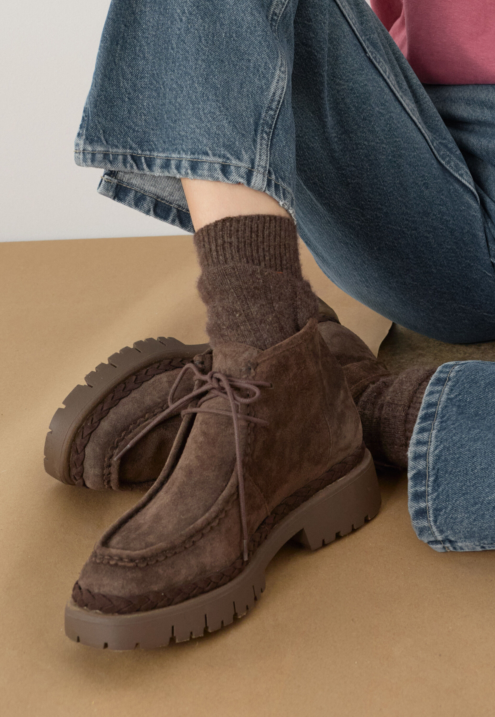 Schn&uuml;rstiefel, Schokolade, large