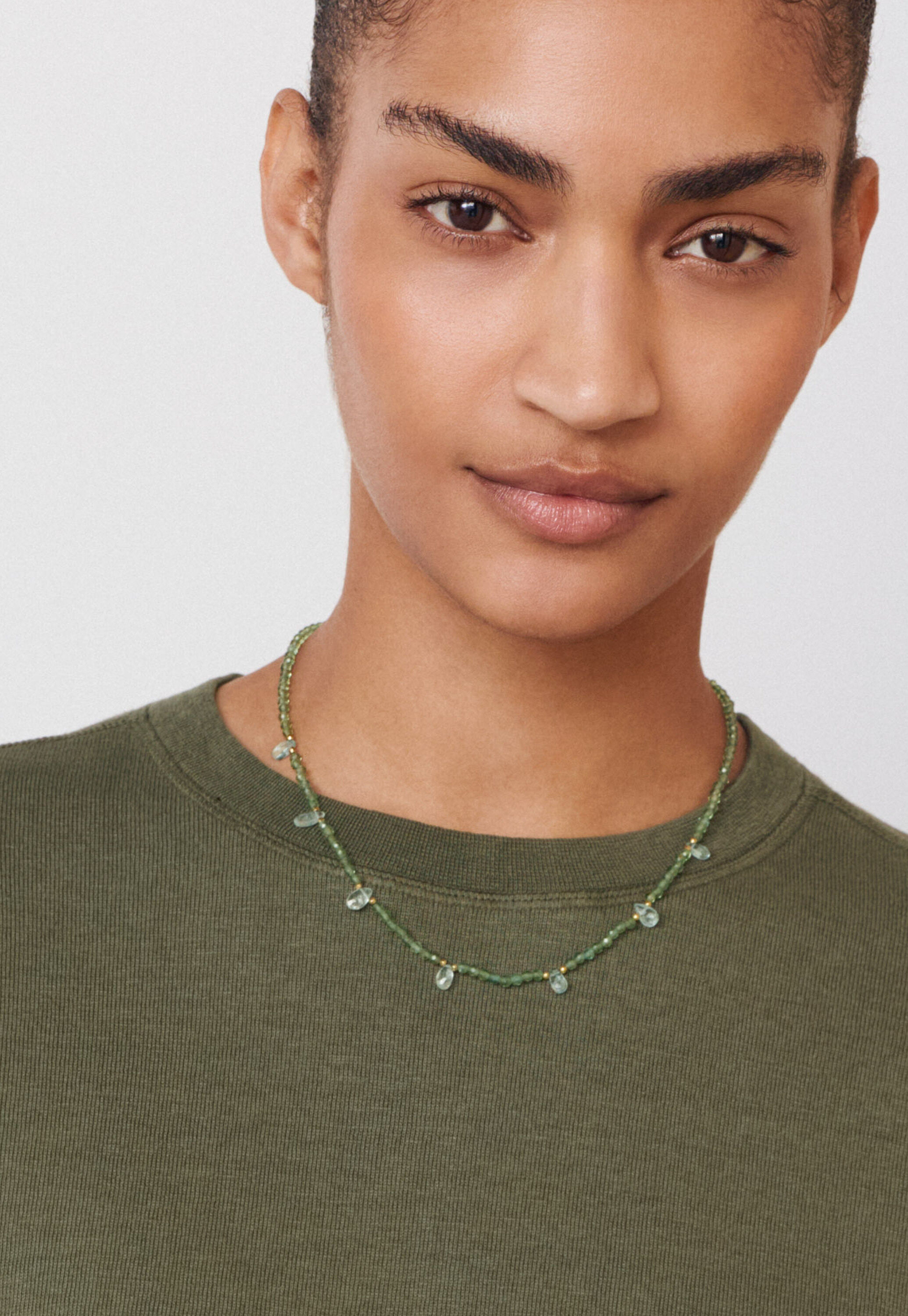 Perlenkette, Blaue Jade, large
