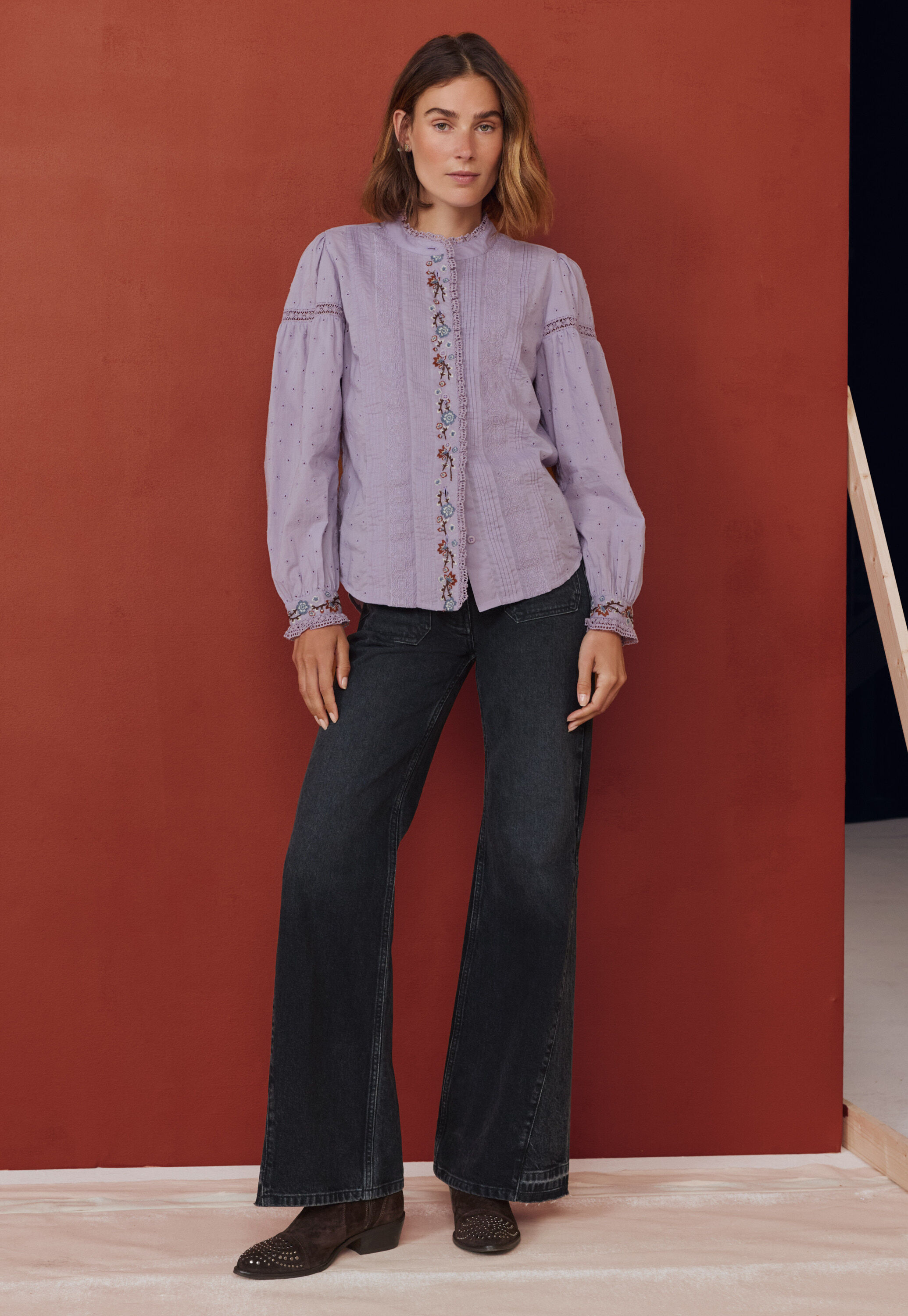 Bestickte Broderie-Bluse