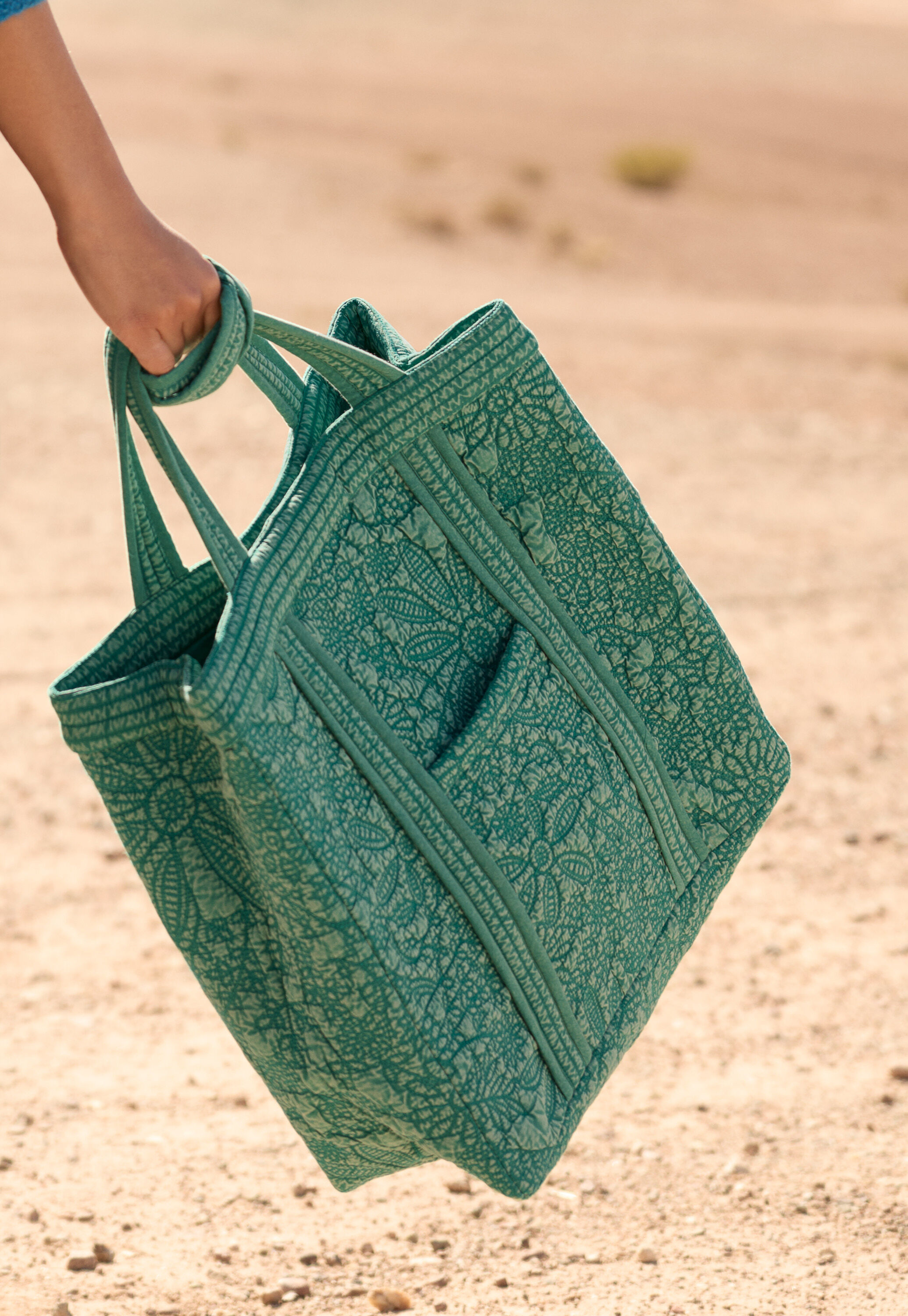 Stepptasche mit Stickerei, Jade, large