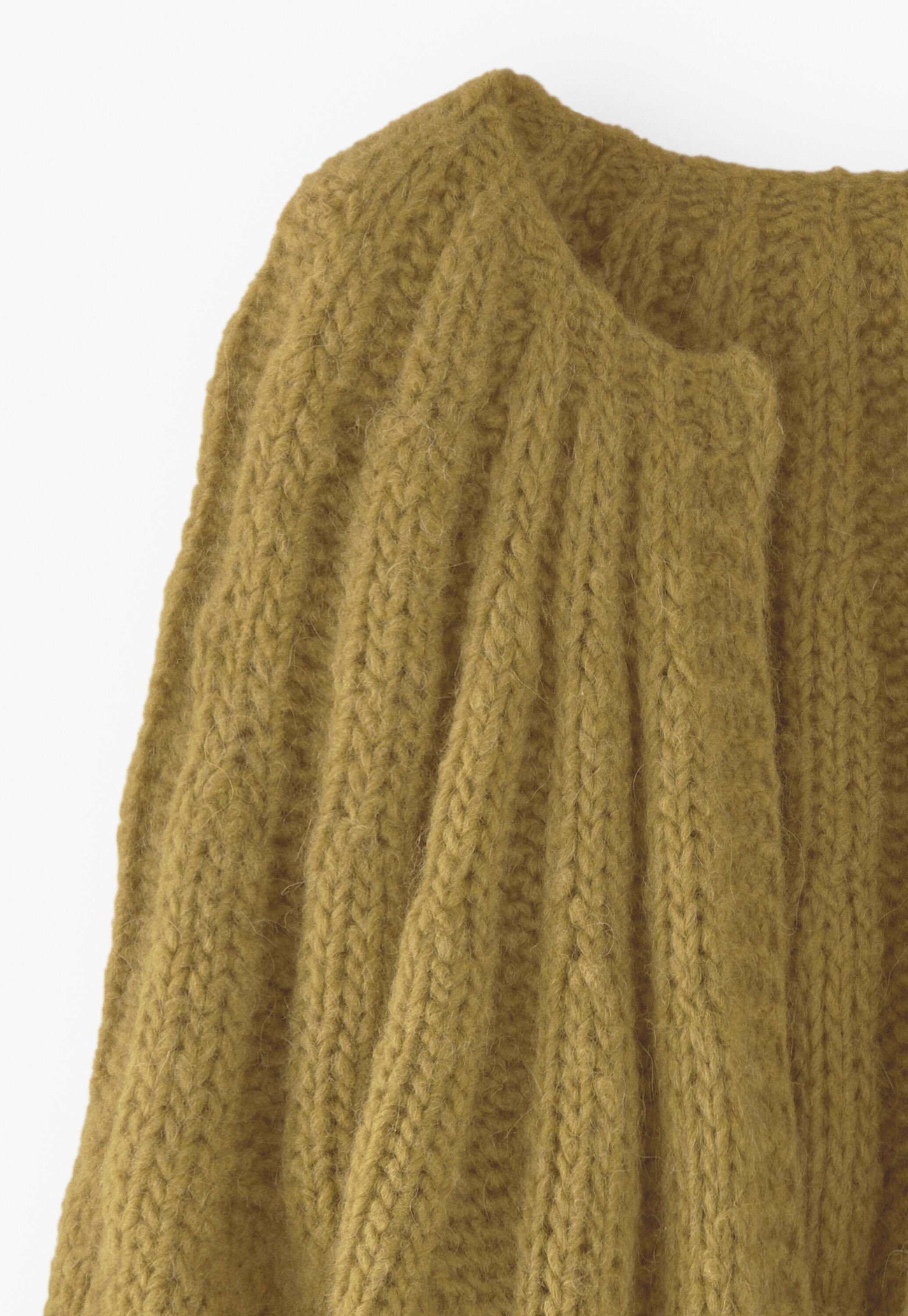Handgestrickter Cardigan