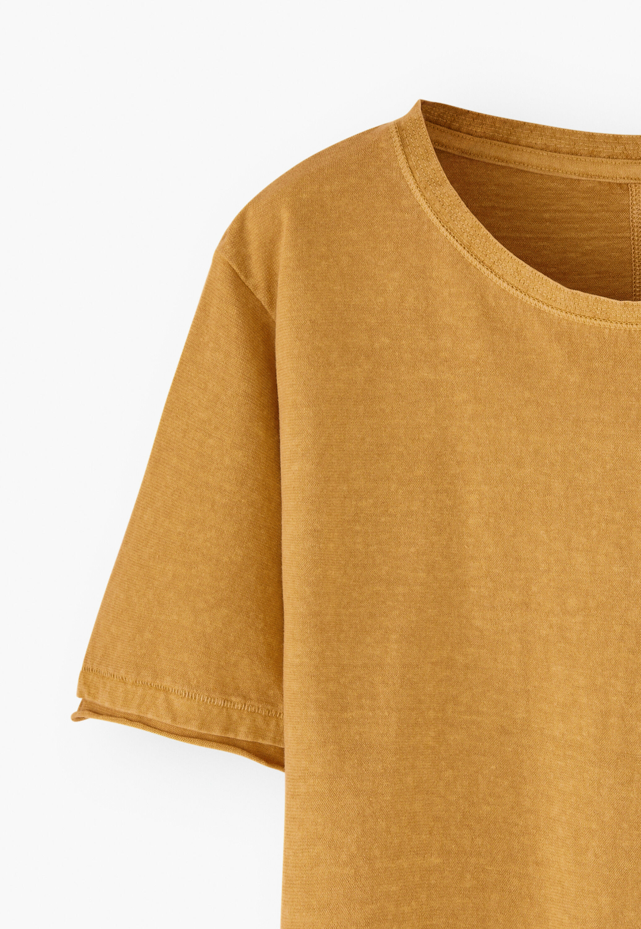 Kastiges T-Shirt