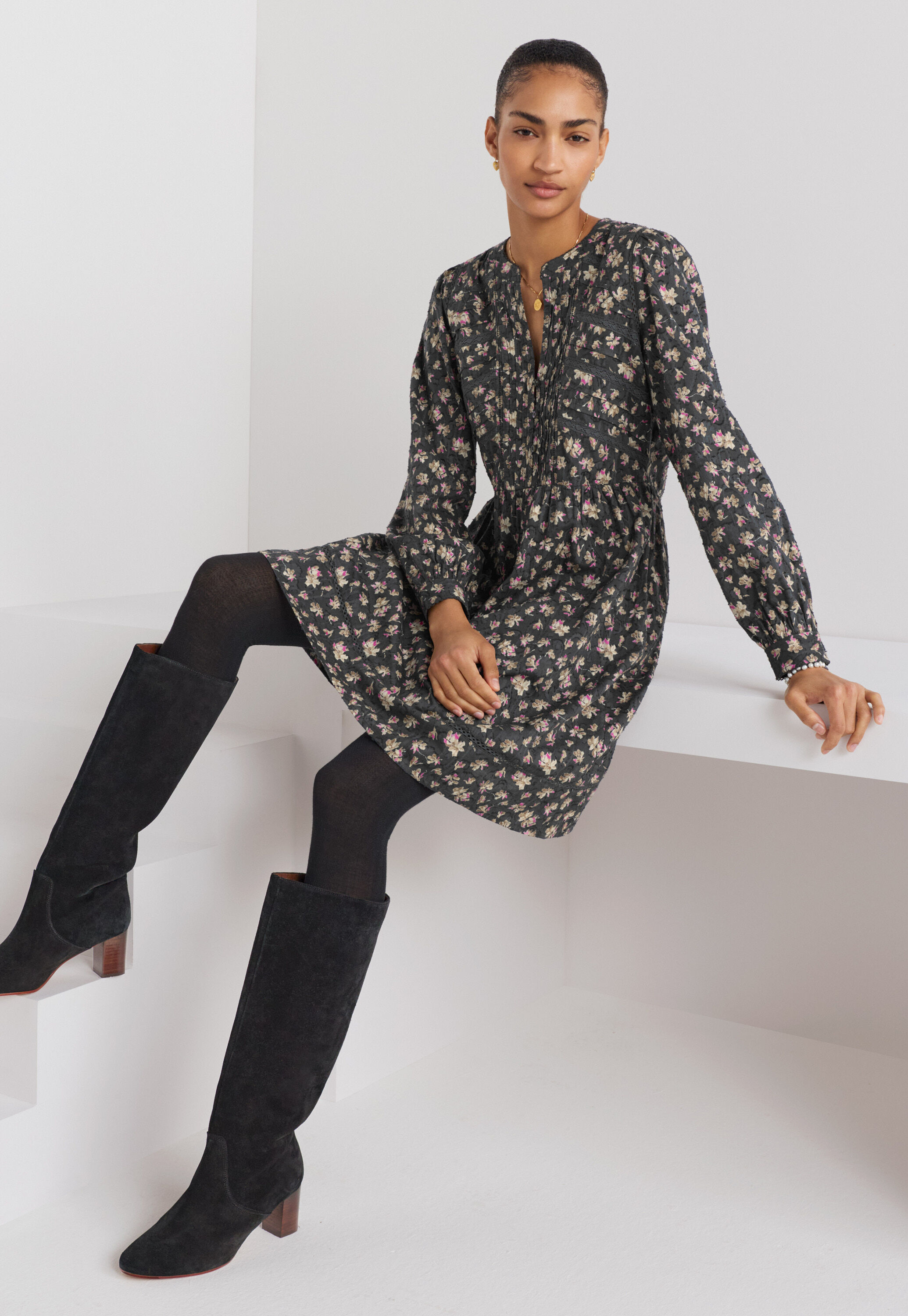 Kurzes Kleid mit Print