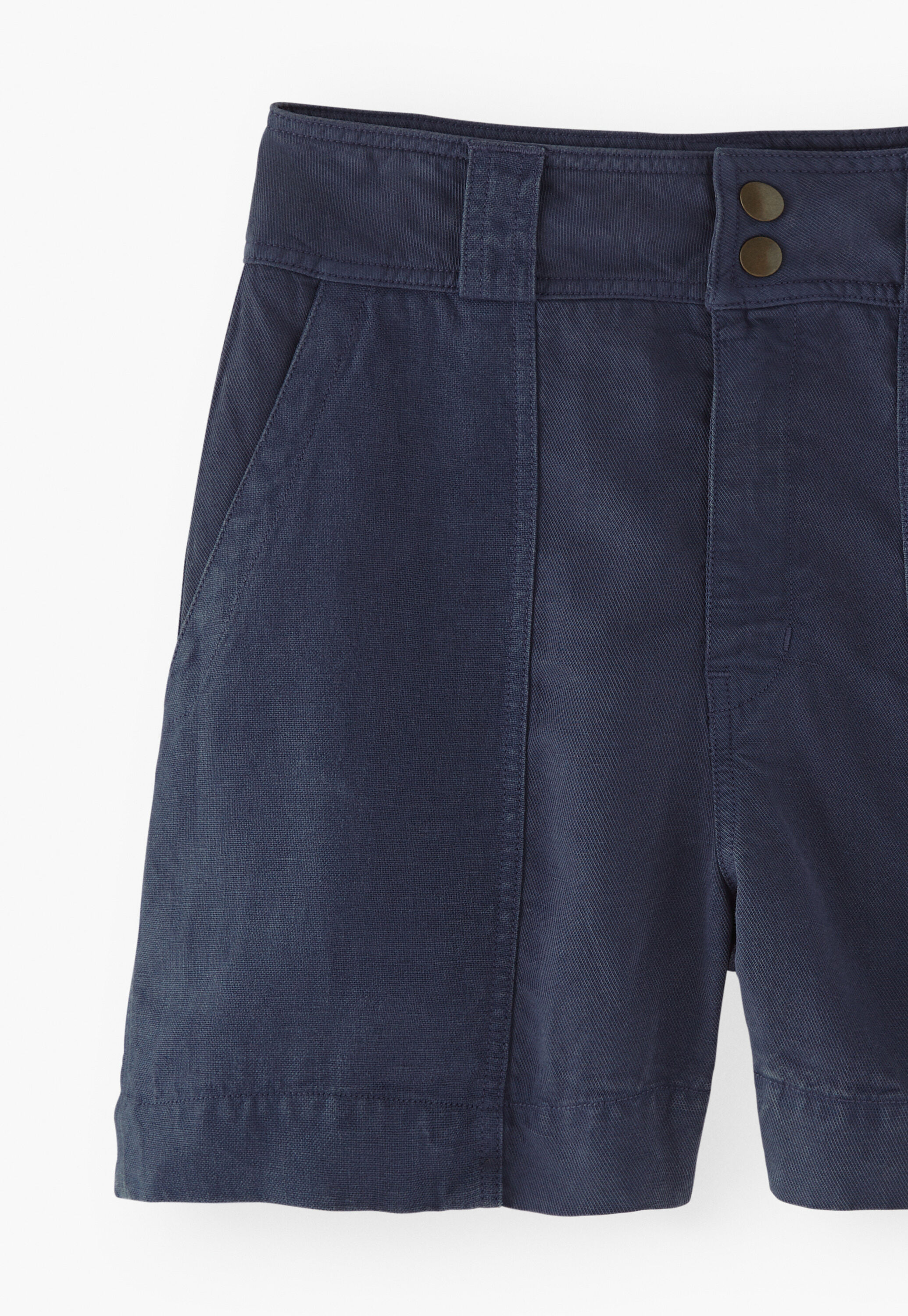 Kontraststoff-Shorts