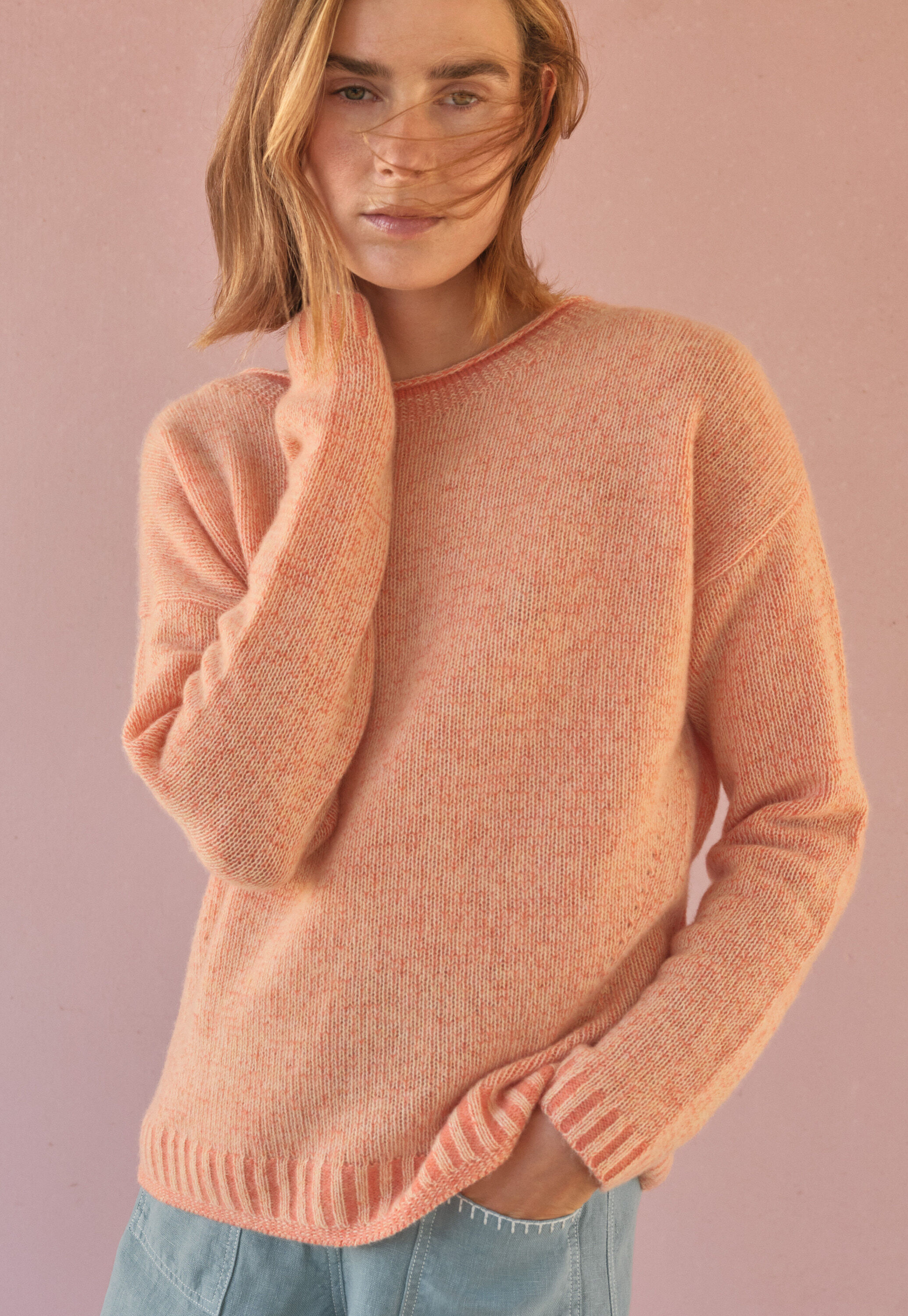 Plattierter Pullover