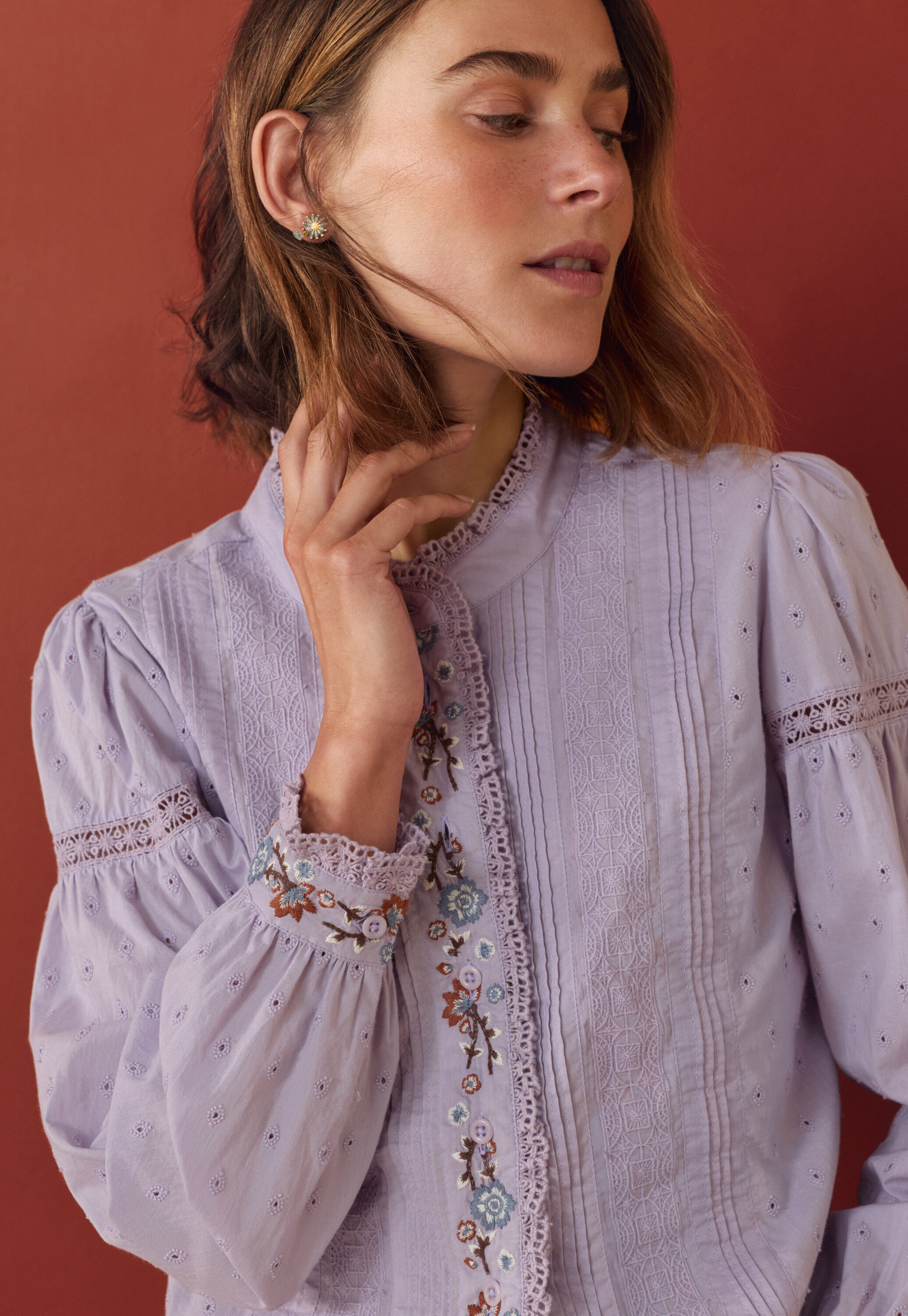 Bestickte Broderie-Bluse