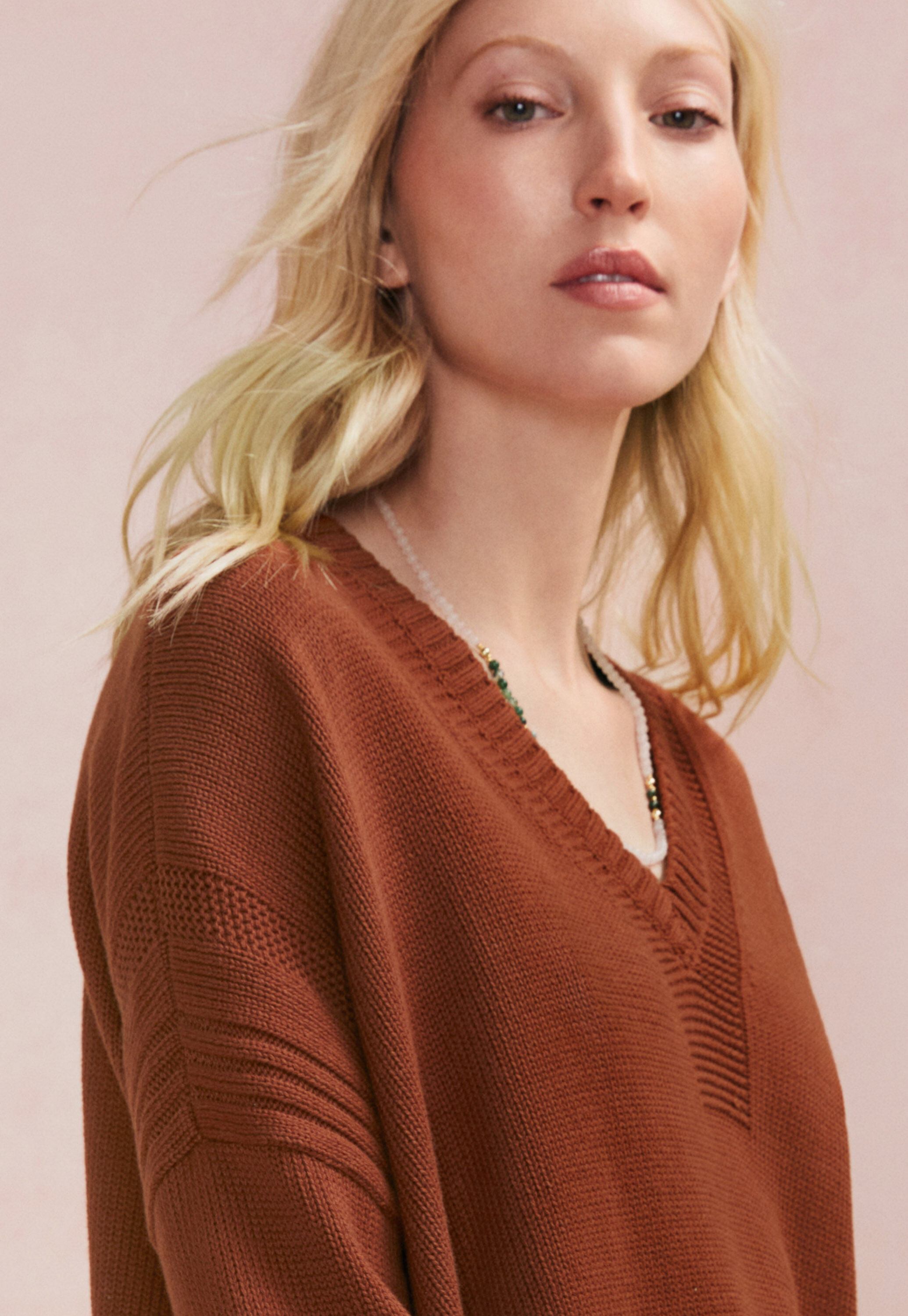 Pullover mit V-Ausschnitt