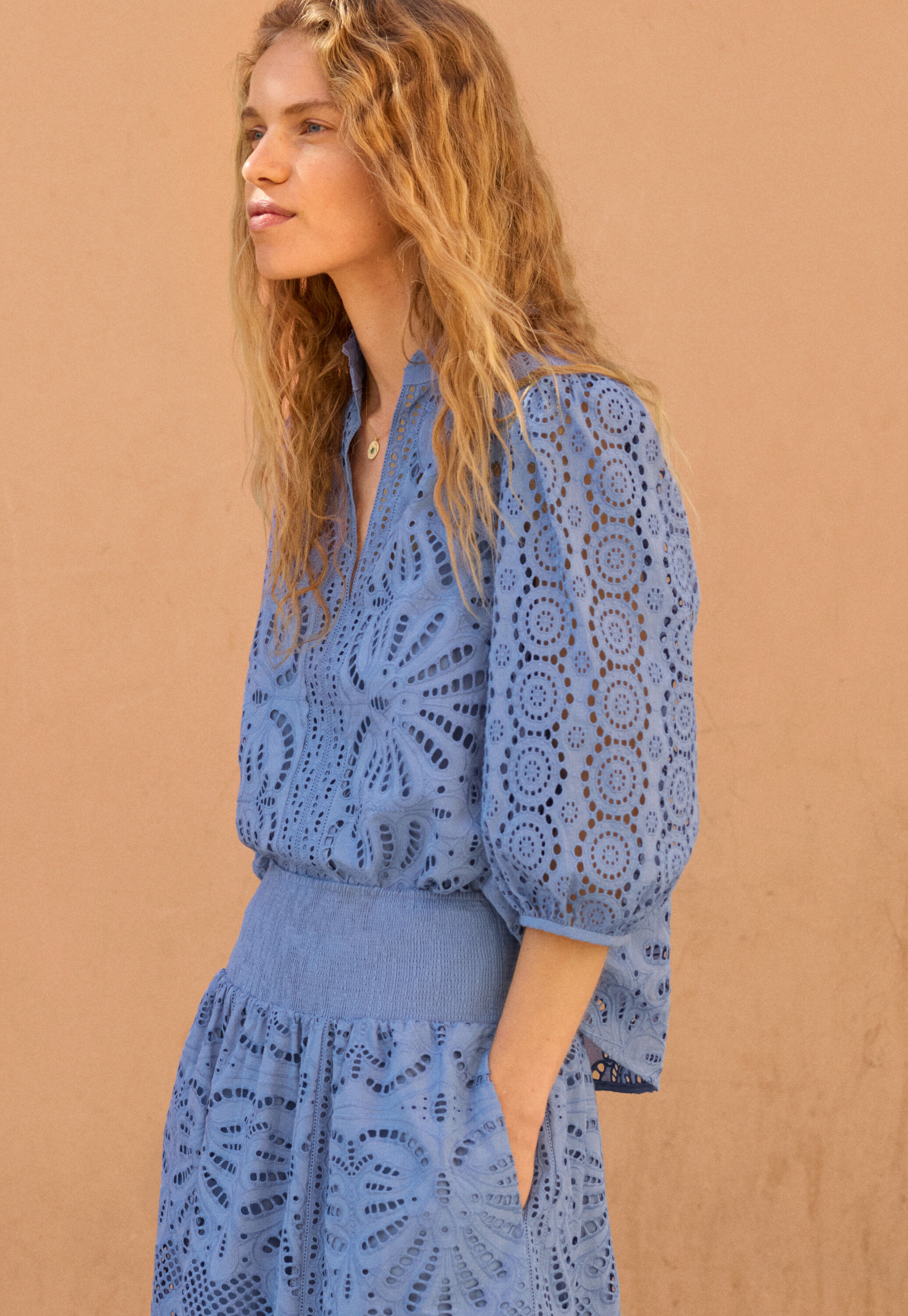 Broderie-Anglaise-Bluse