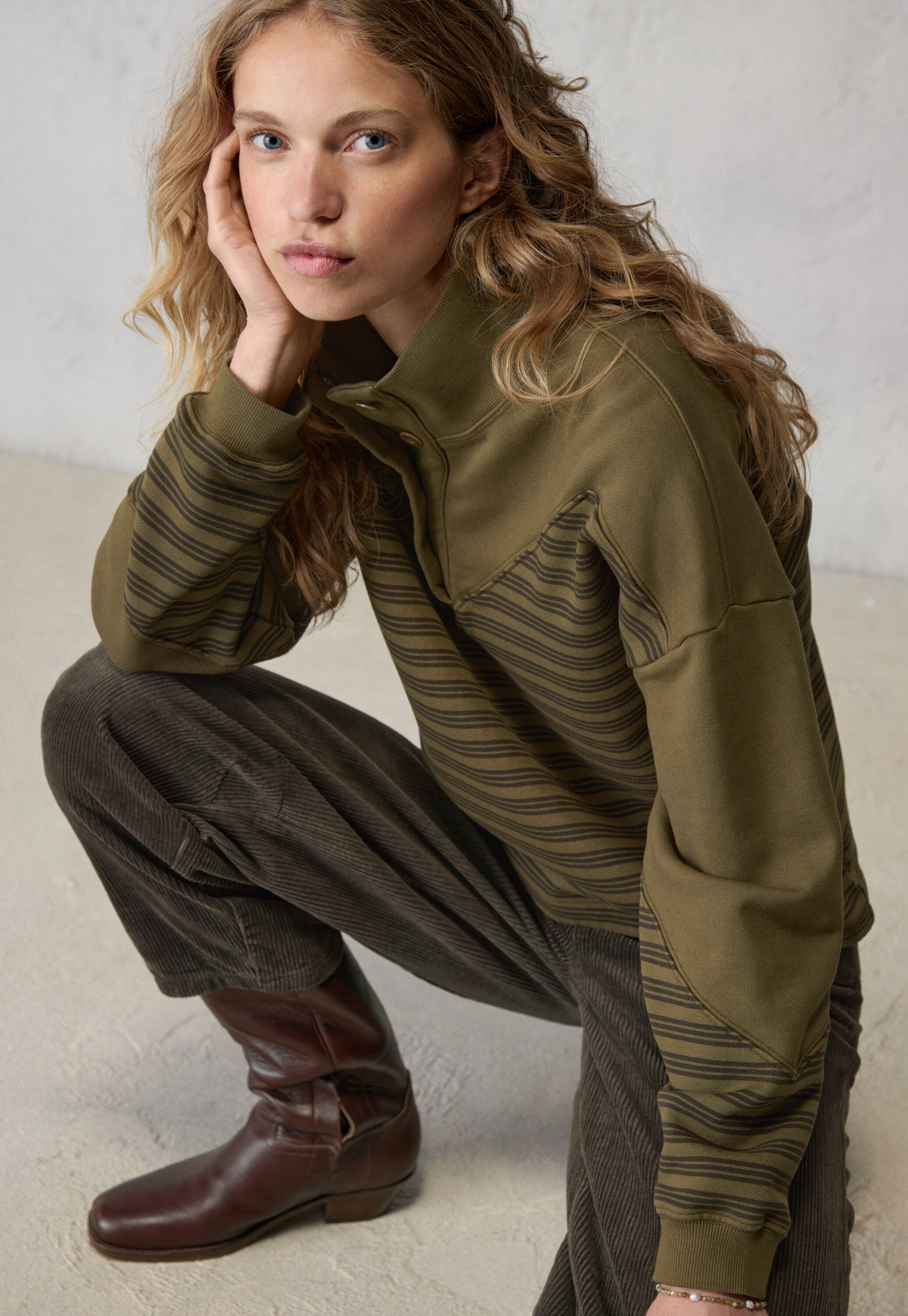 Sweatshirt mit Streifen