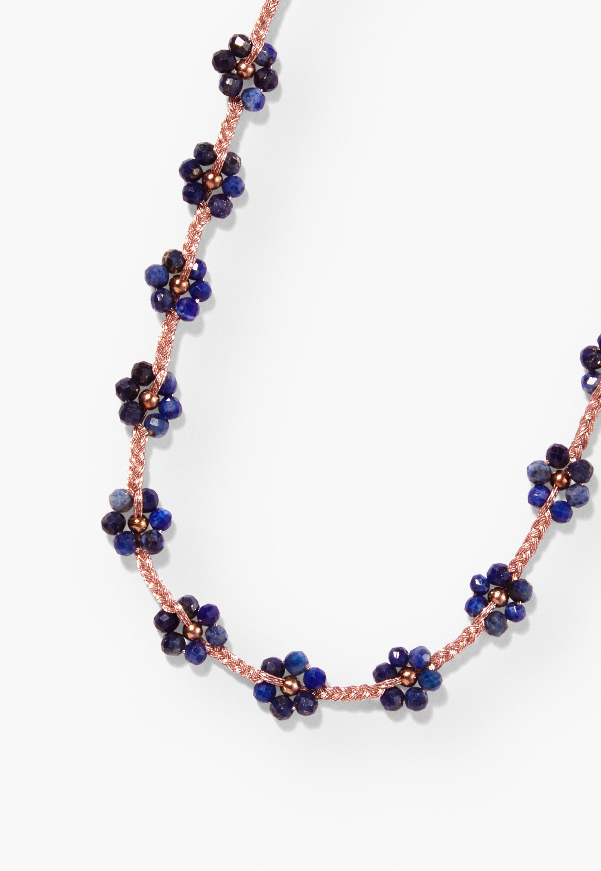 Armband mit Perlenblumen