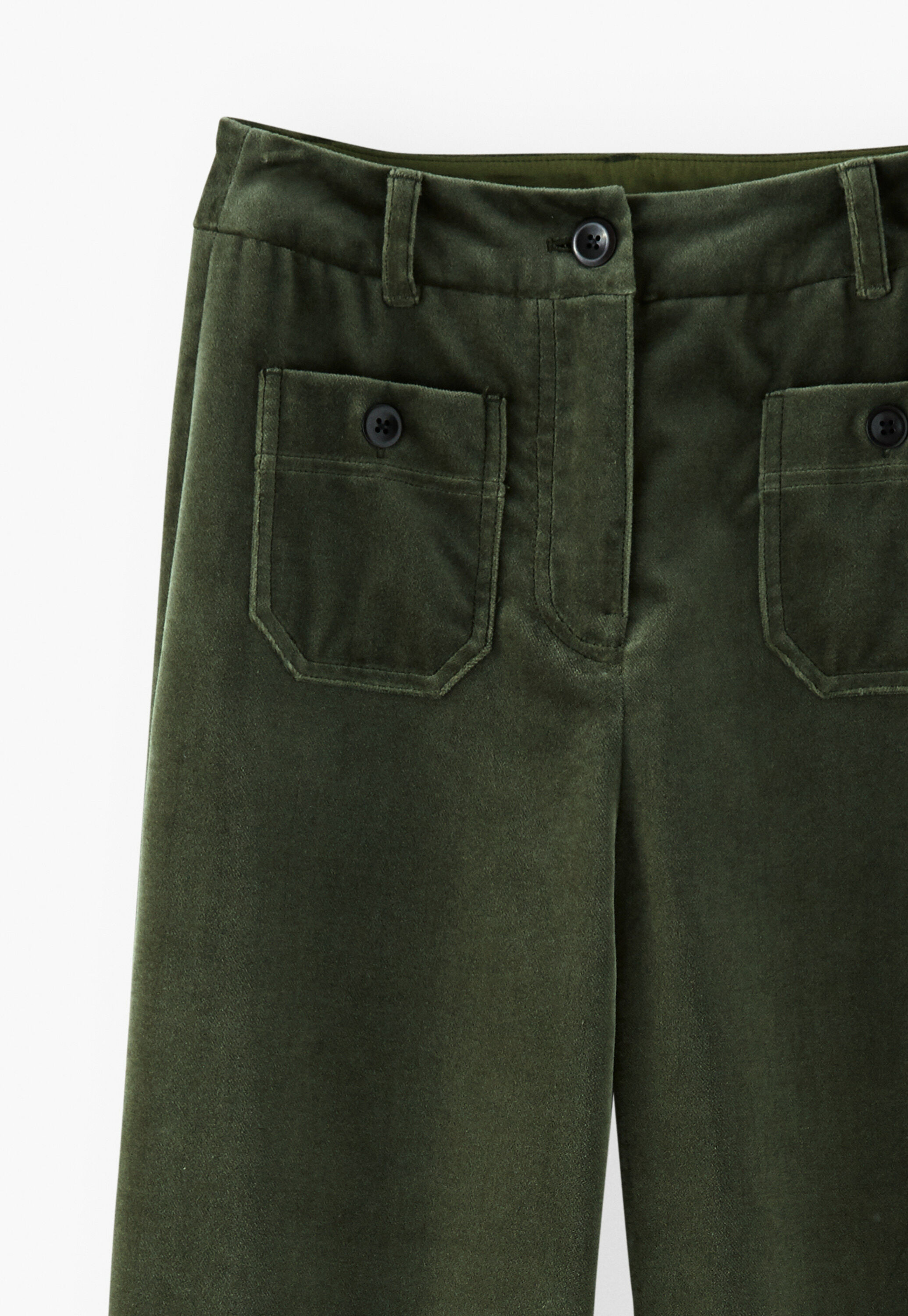 Samthose mit weitem Bein