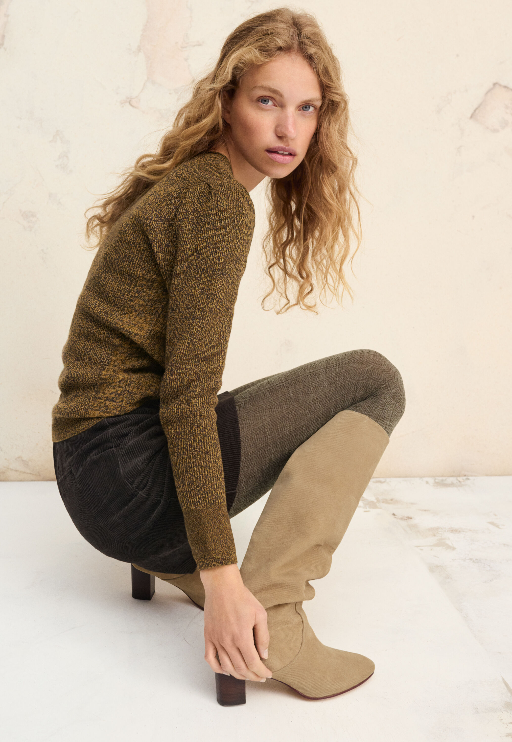 Gesprenkelter Pullover
