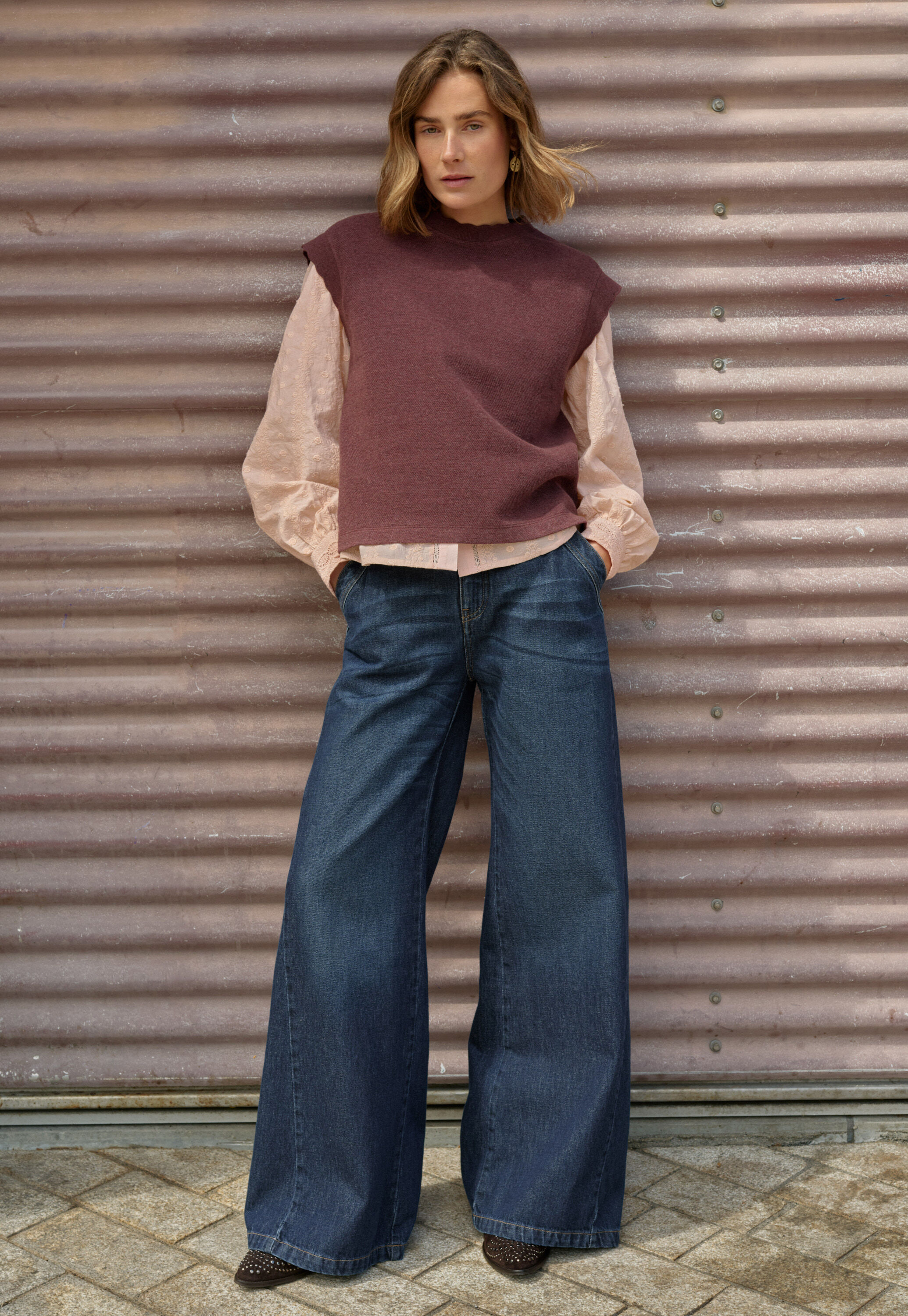 Broderie-Bluse