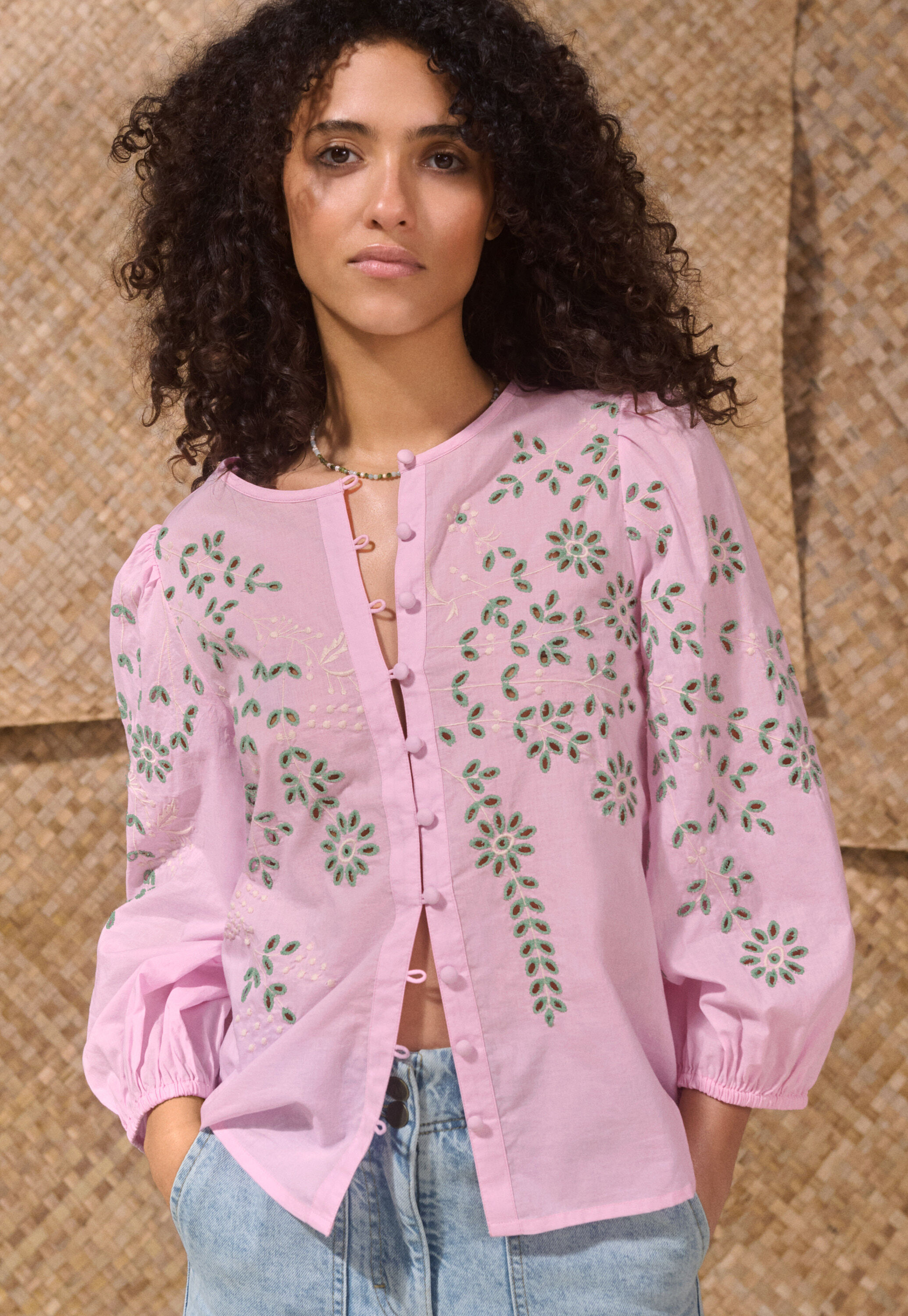 Cutwork-Bluse