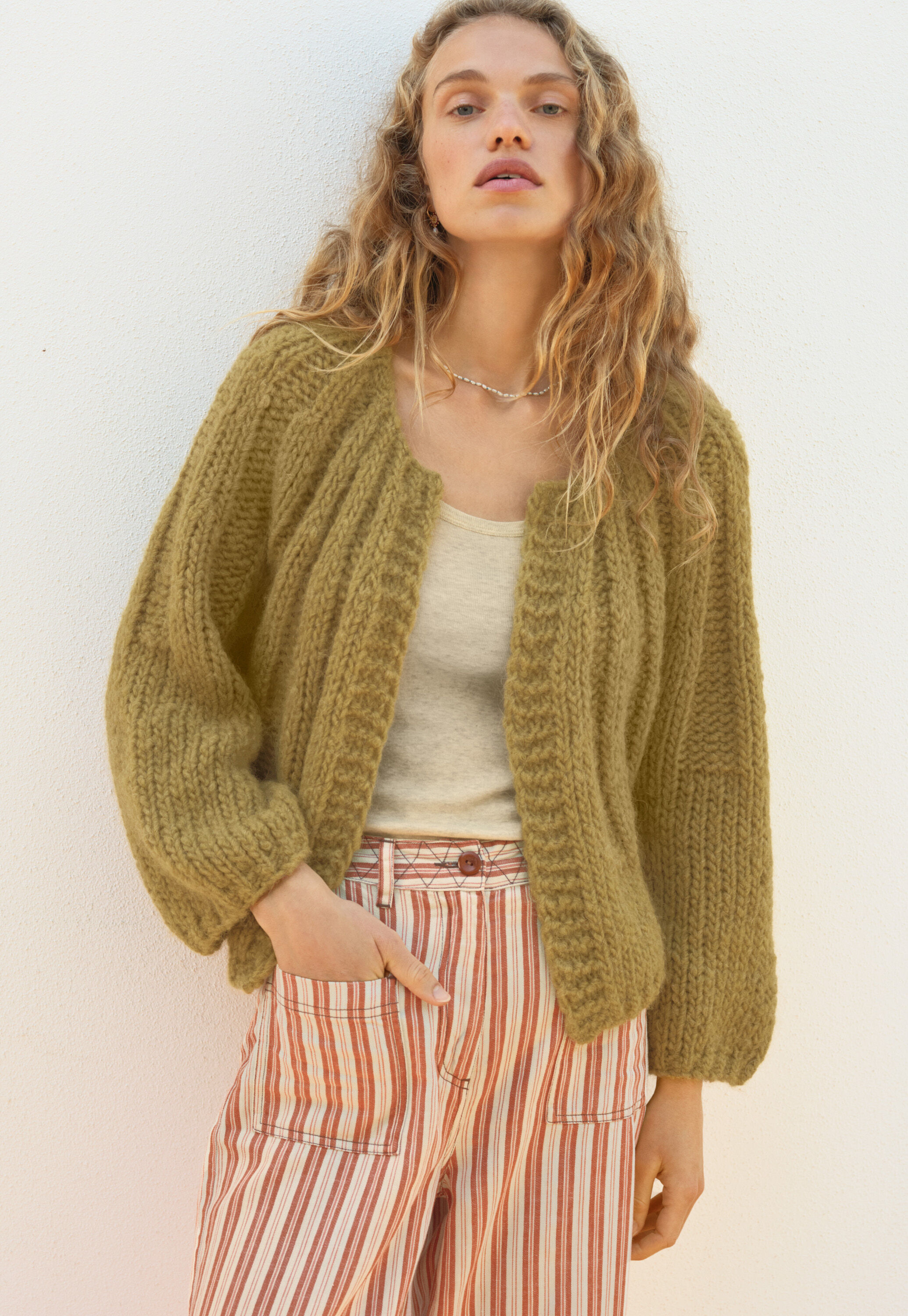 Handgestrickter Cardigan