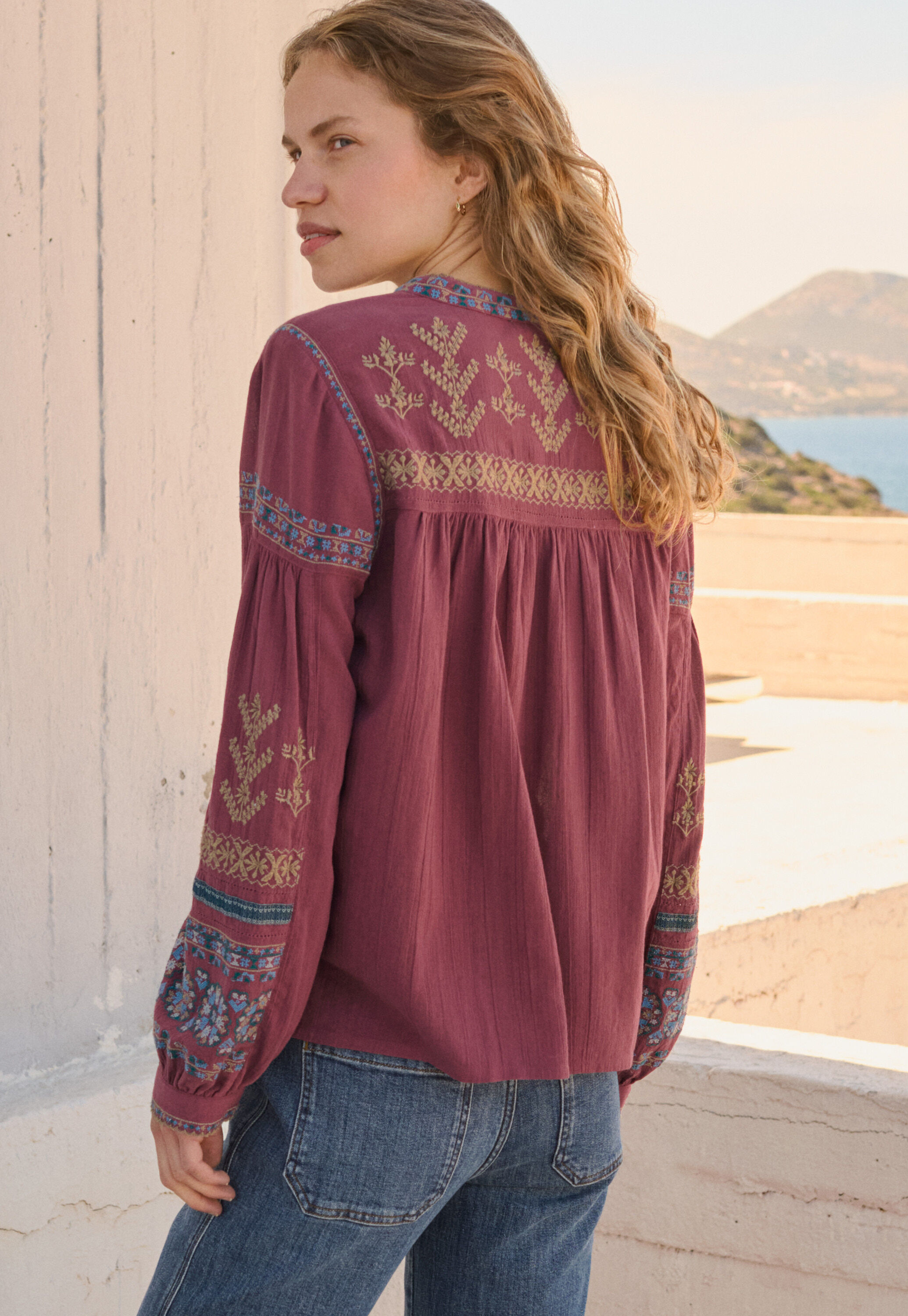 Bestickte Bluse