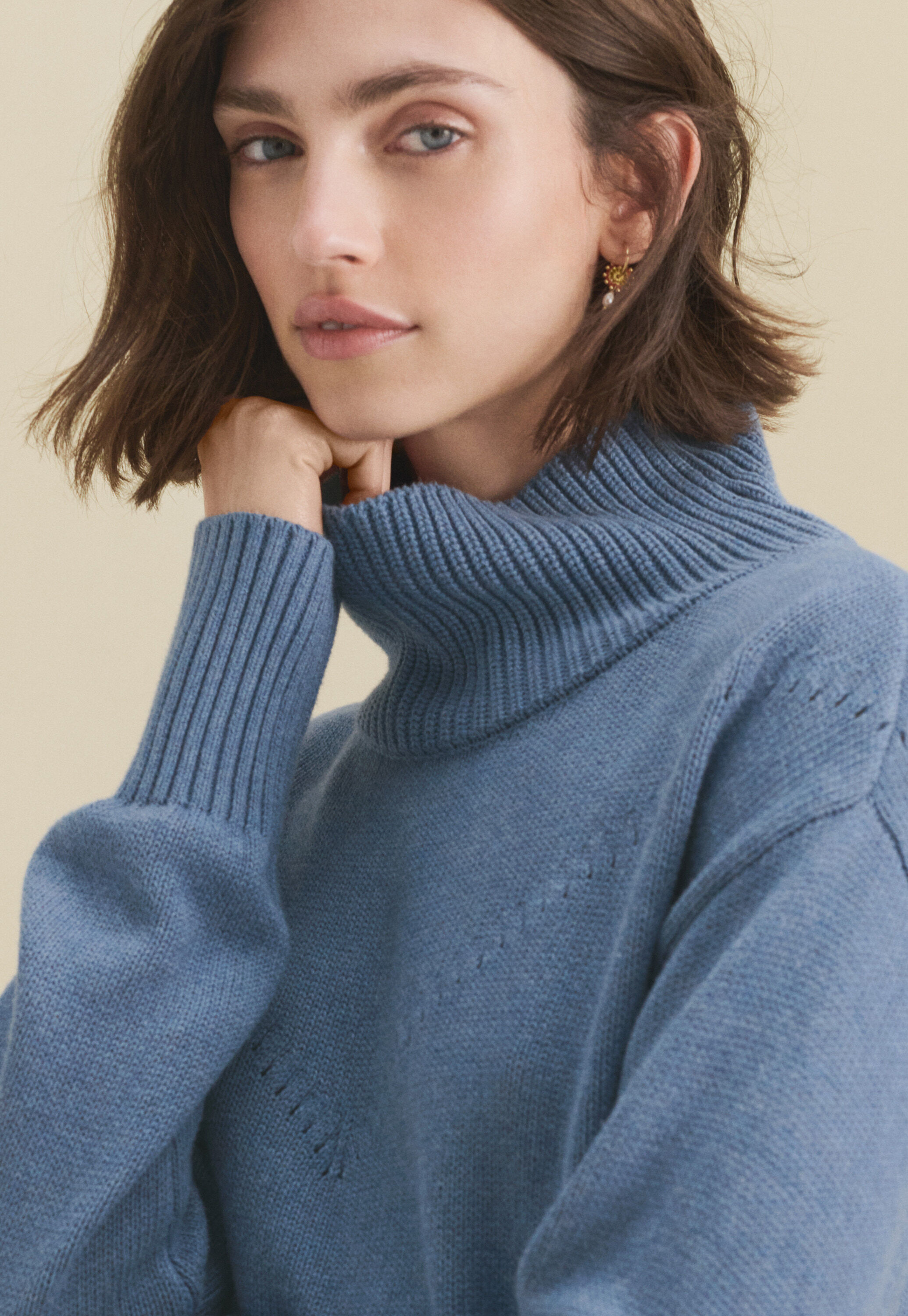 Pullover mit hohem Kragen