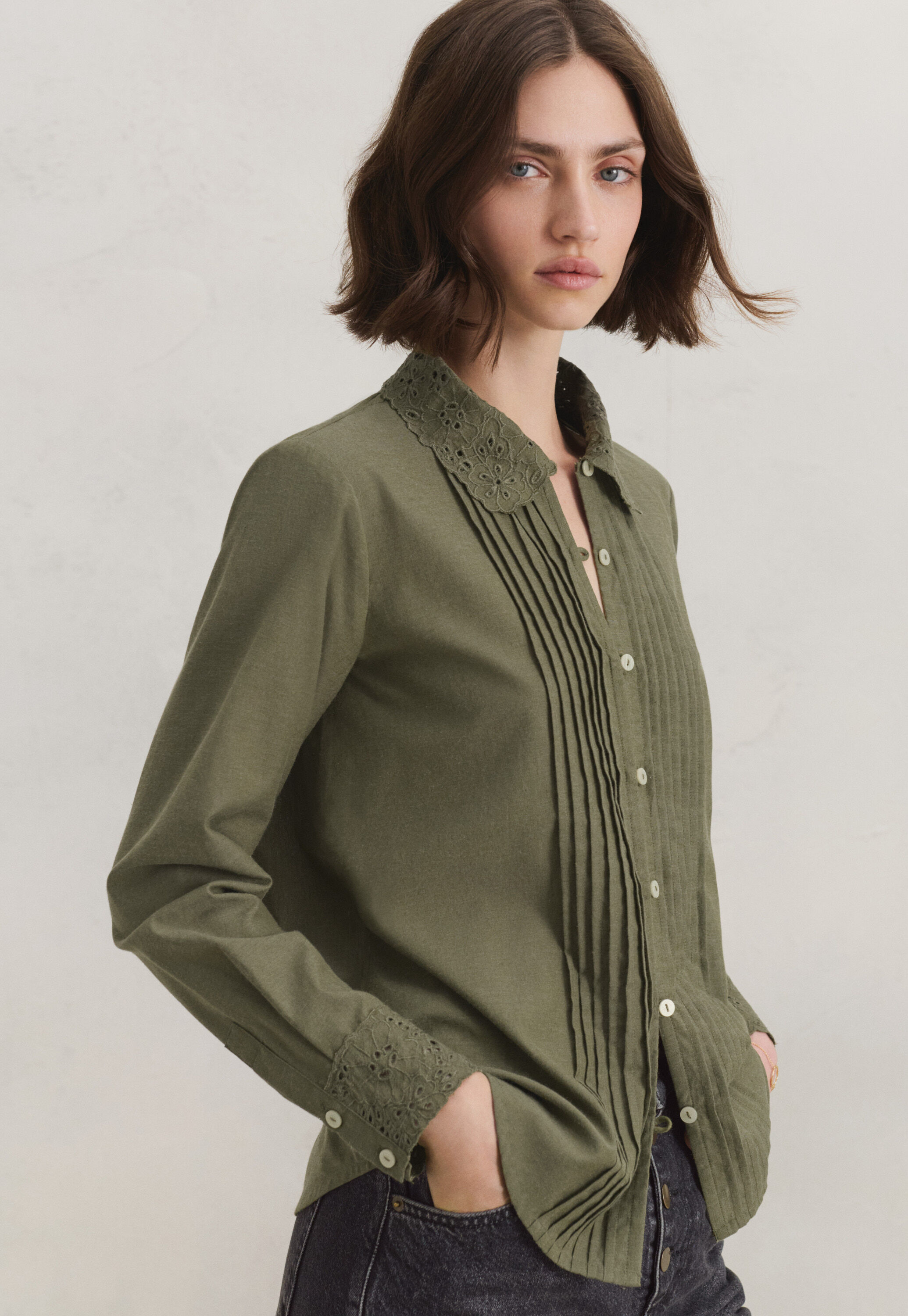 Bluse mit Biesen