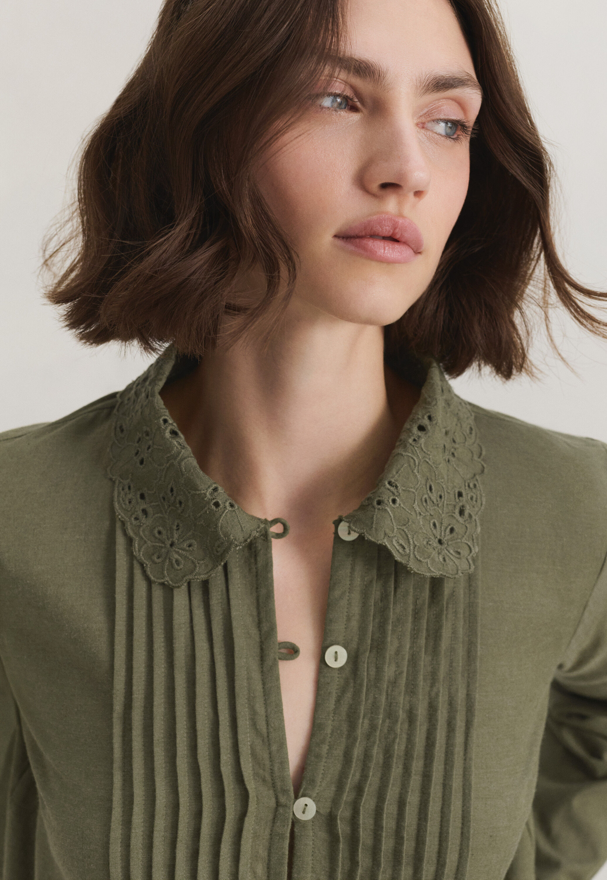 Bluse mit Biesen