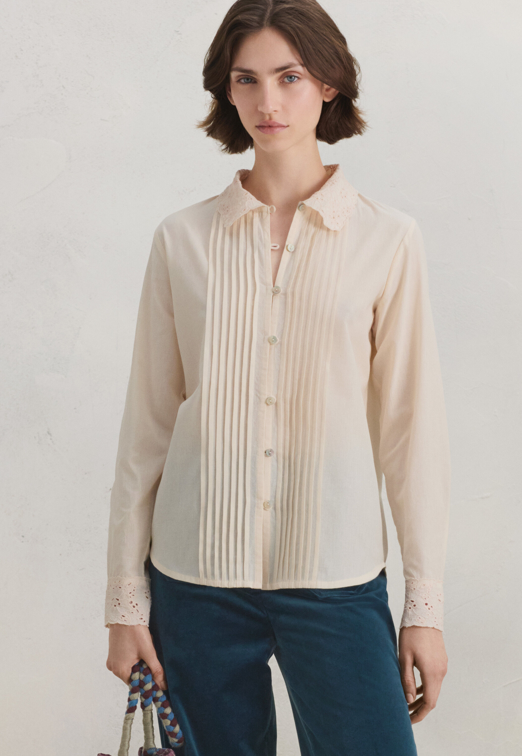 Bluse mit Biesen