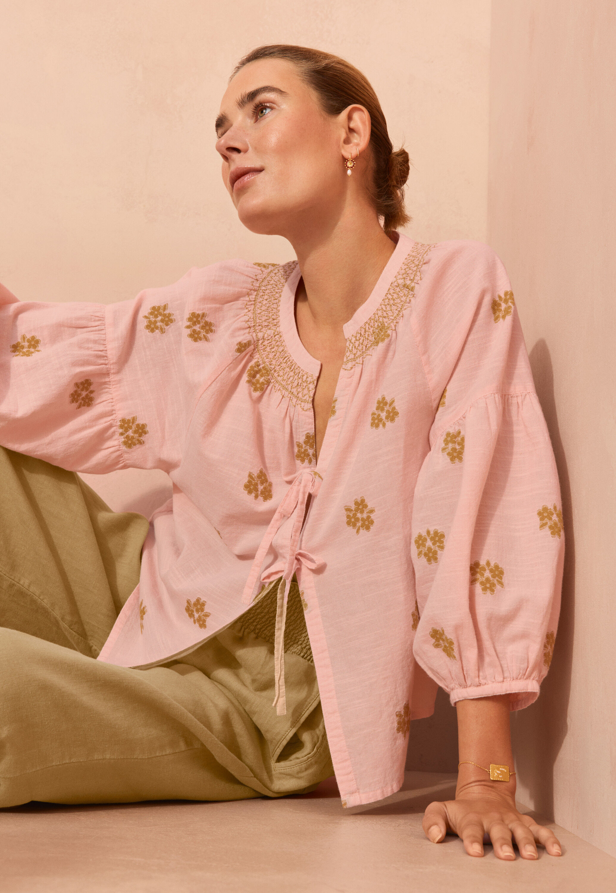 Bluse aus geklipptem Jacquard