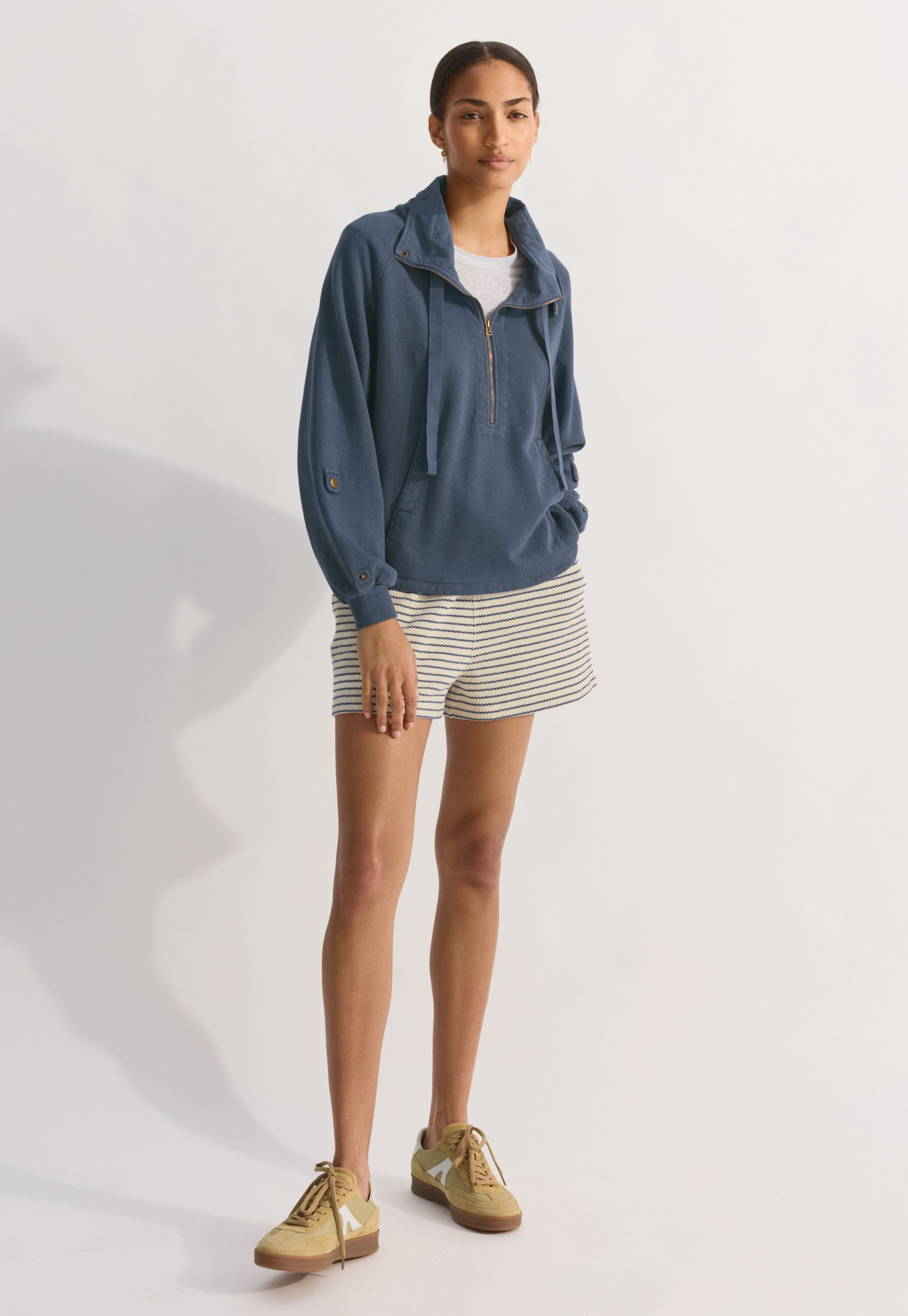 Sweatshirt mit Trichterkragen
