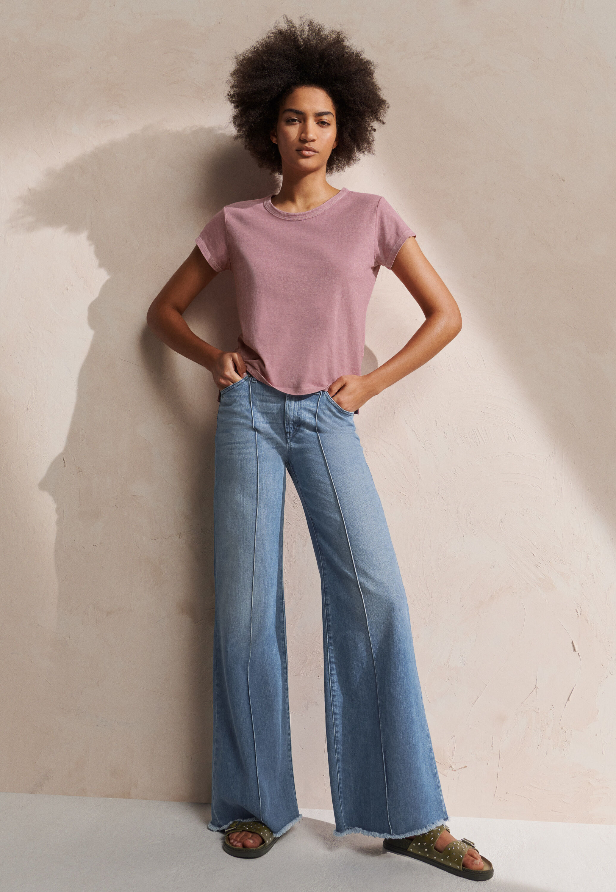 Ausgestellte Jeans