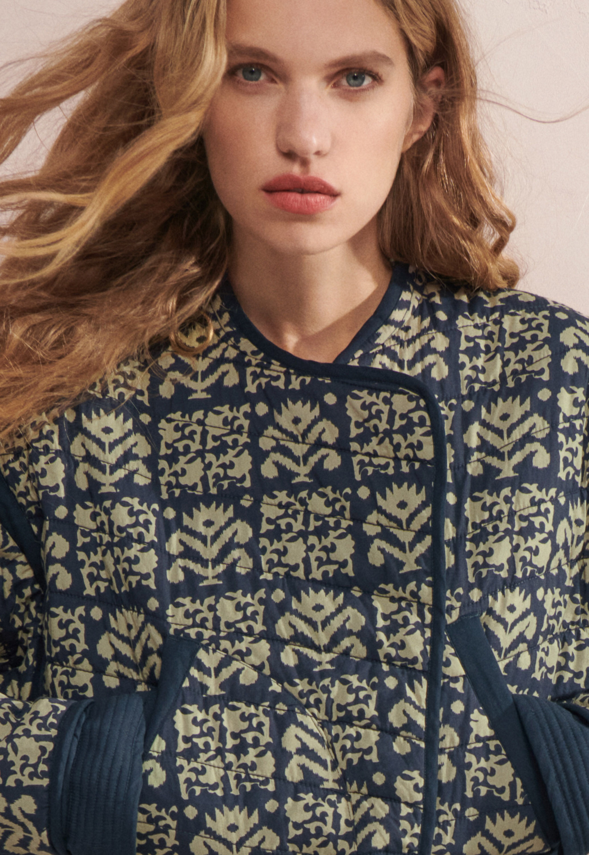 Steppjacke mit Print