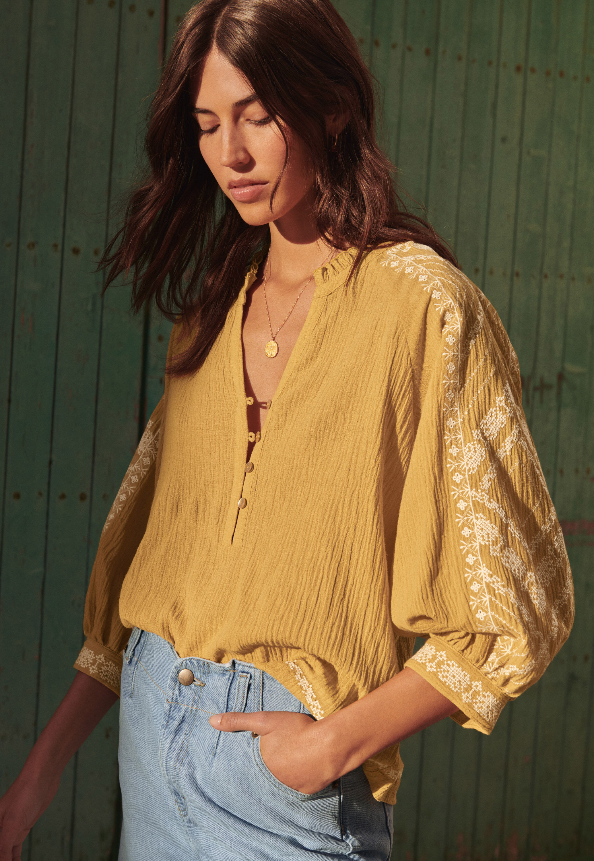 Bestickte Bluse