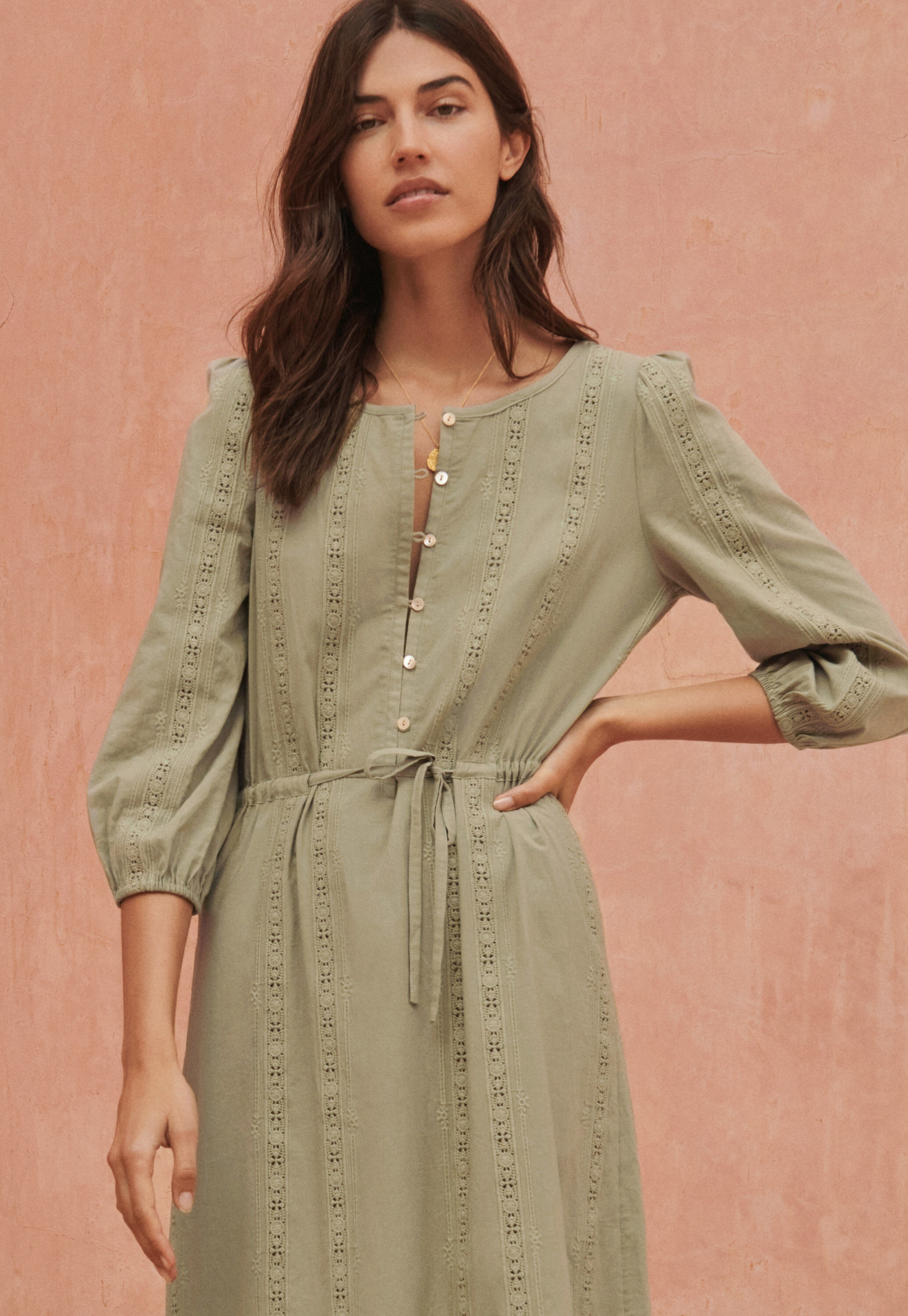 Besticktes Maxikleid
