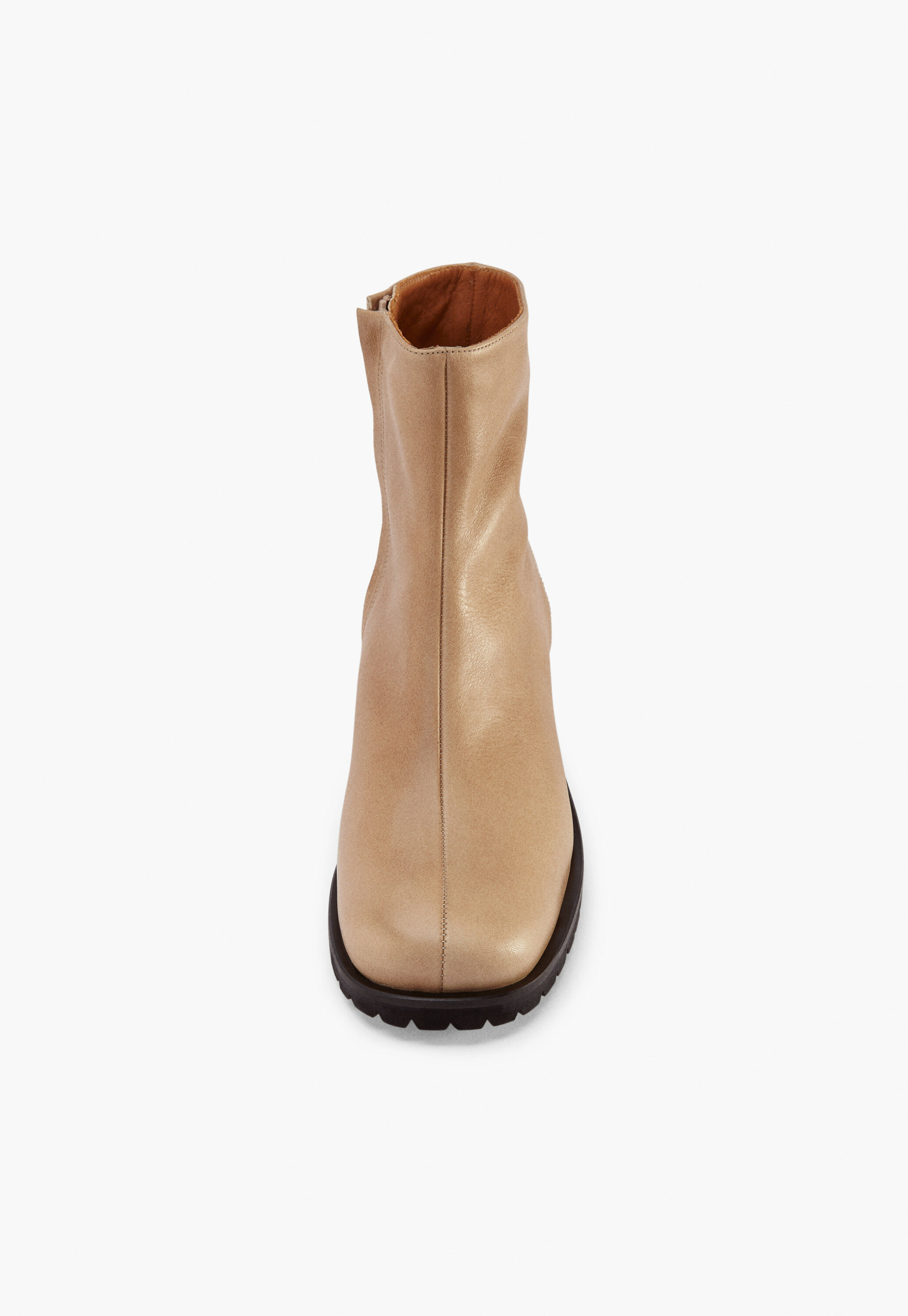 Stiefel mit Absatz