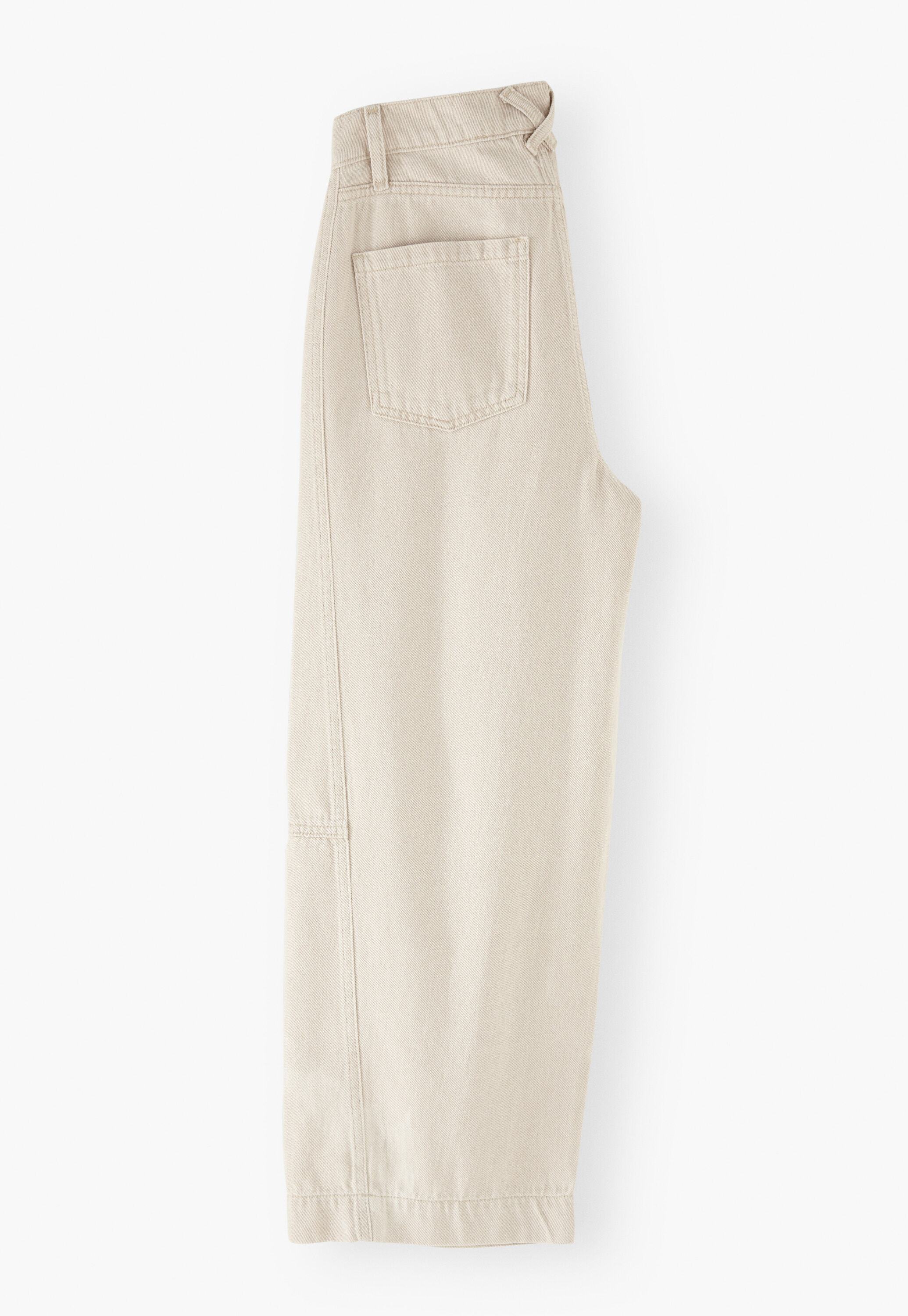K&uuml;rzere, farbige Jeans