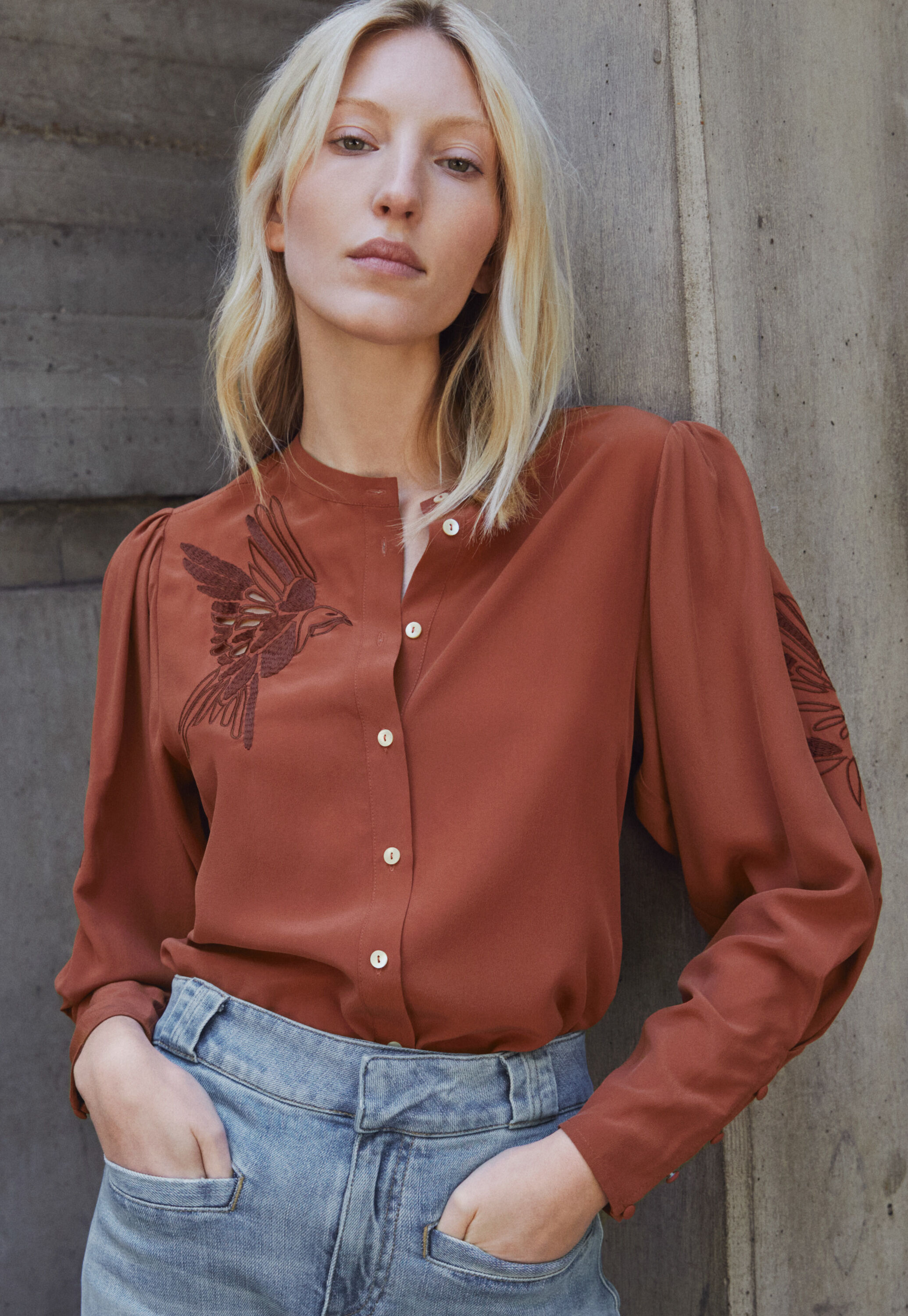 Bestickte Bluse