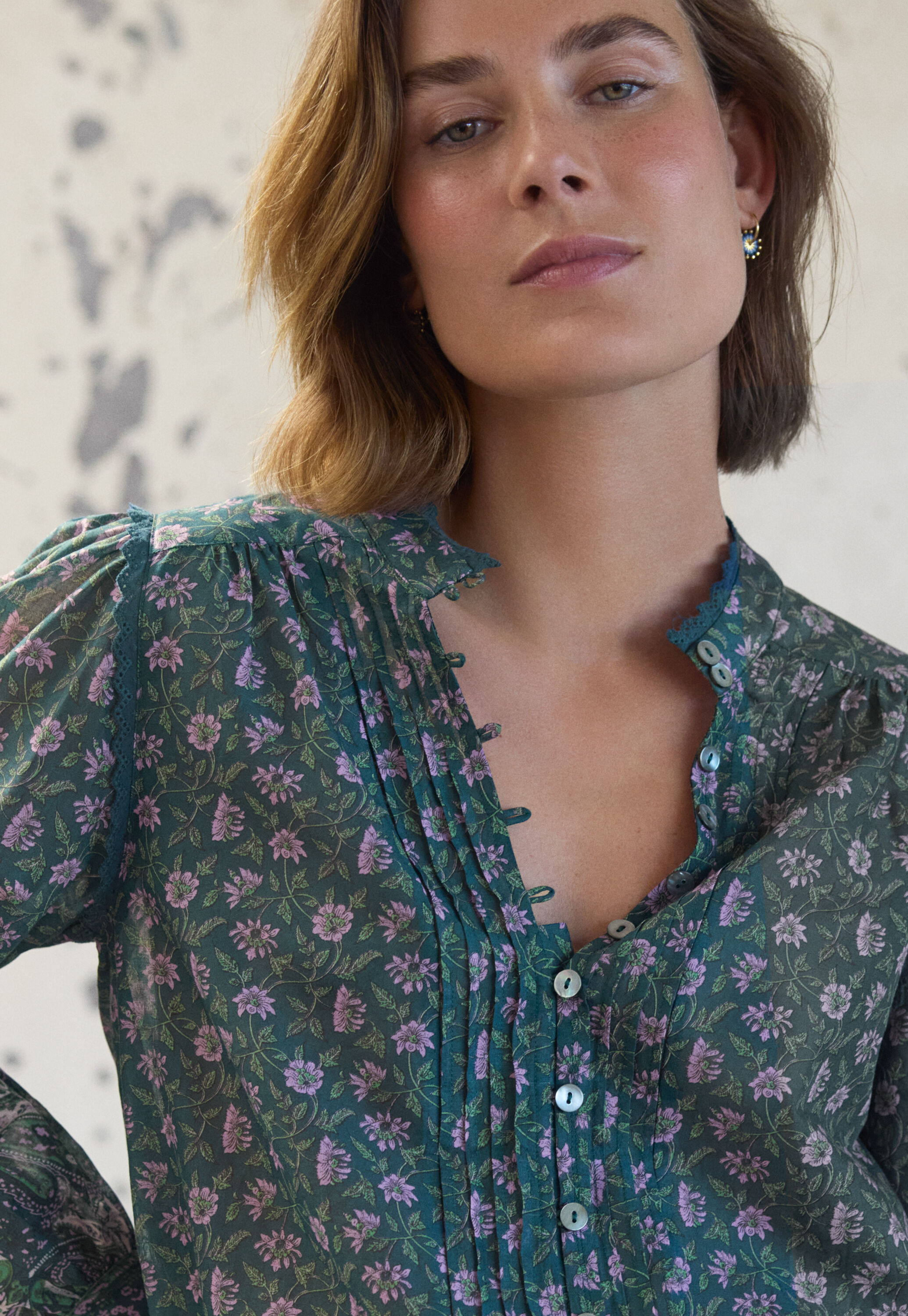 Bedruckte Bluse mit Faltendetails