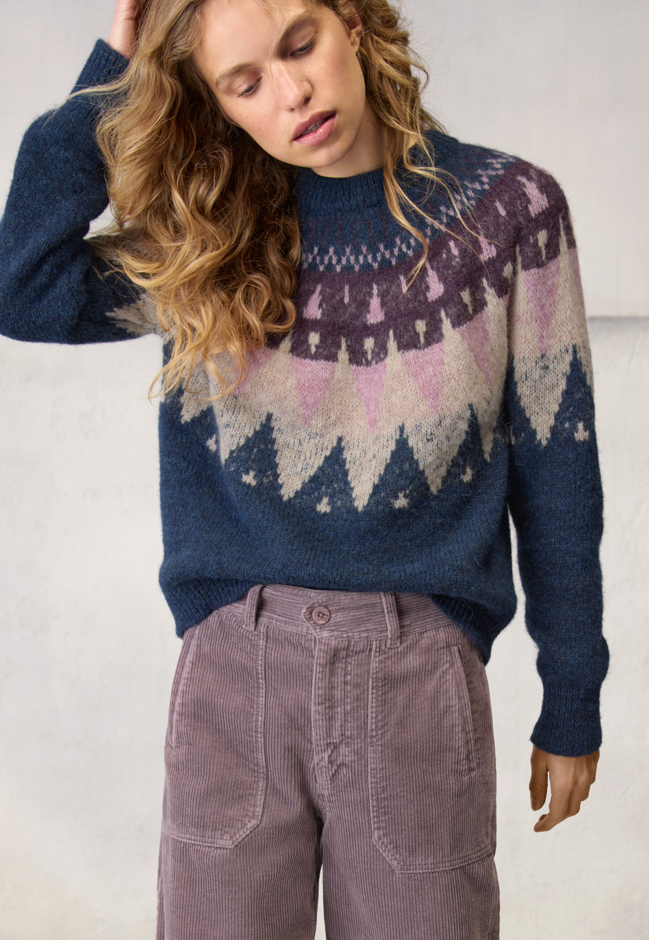 Pullover mit Passendetail