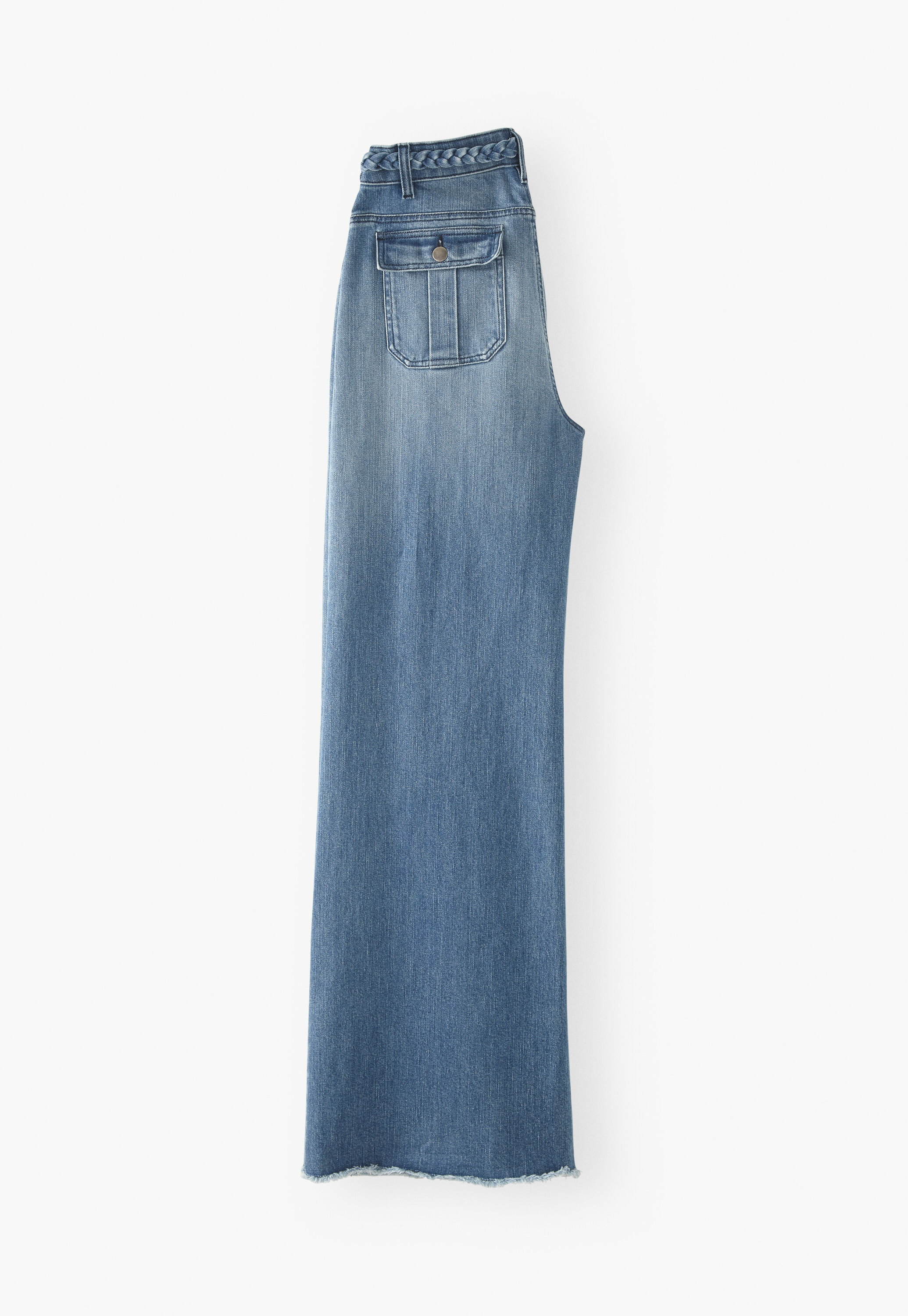 Ausgestellte Jeans