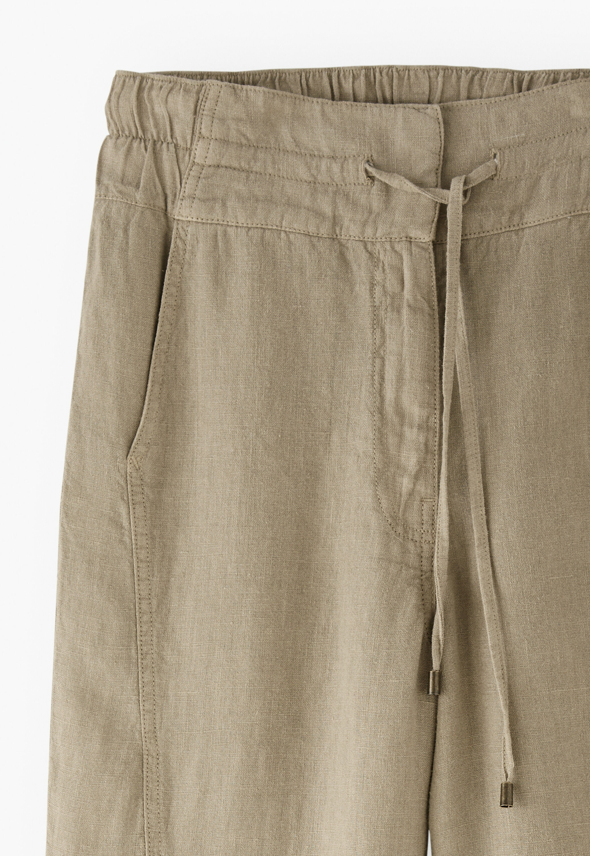 Schmal zulaufende Hose