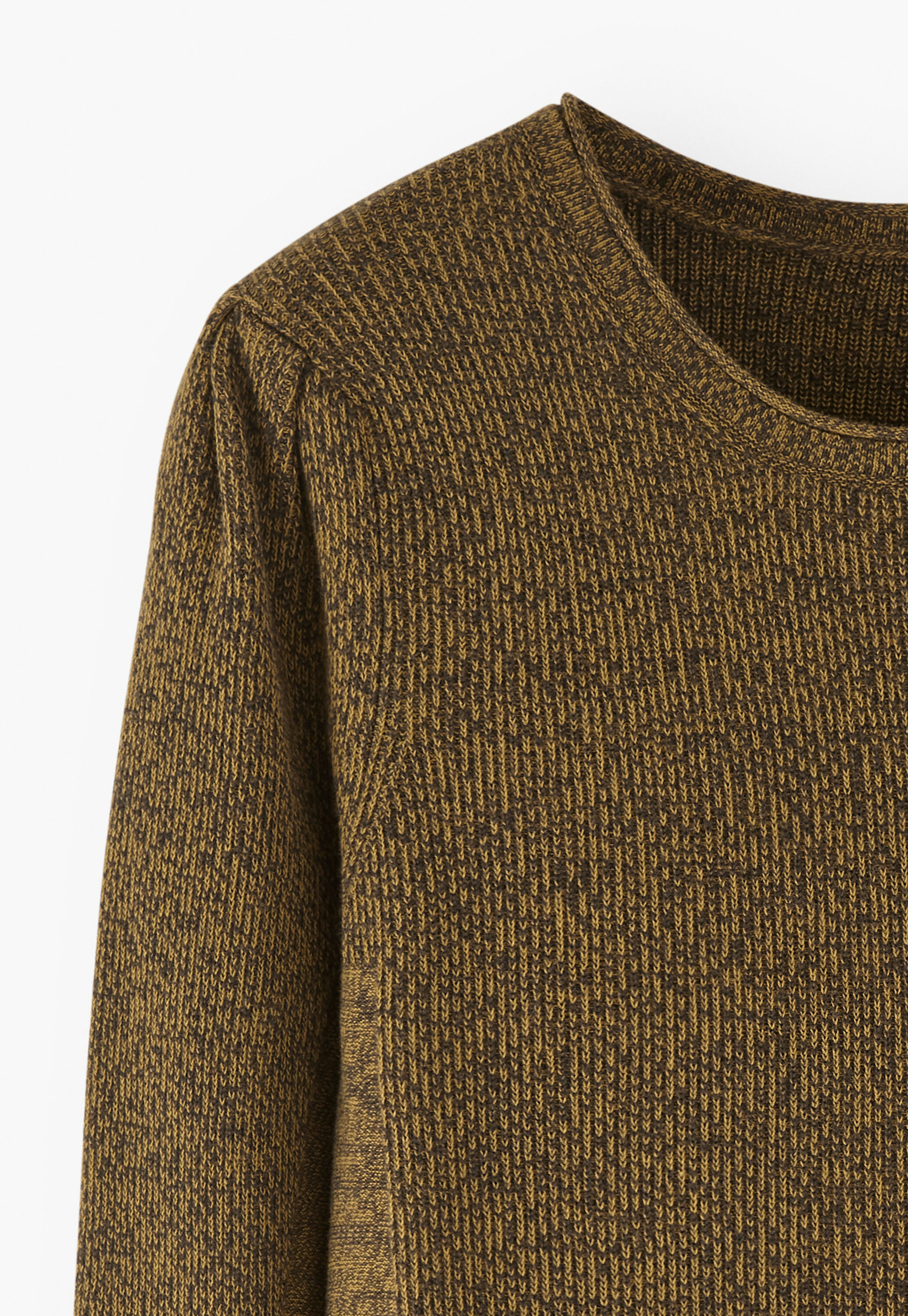 Gesprenkelter Pullover