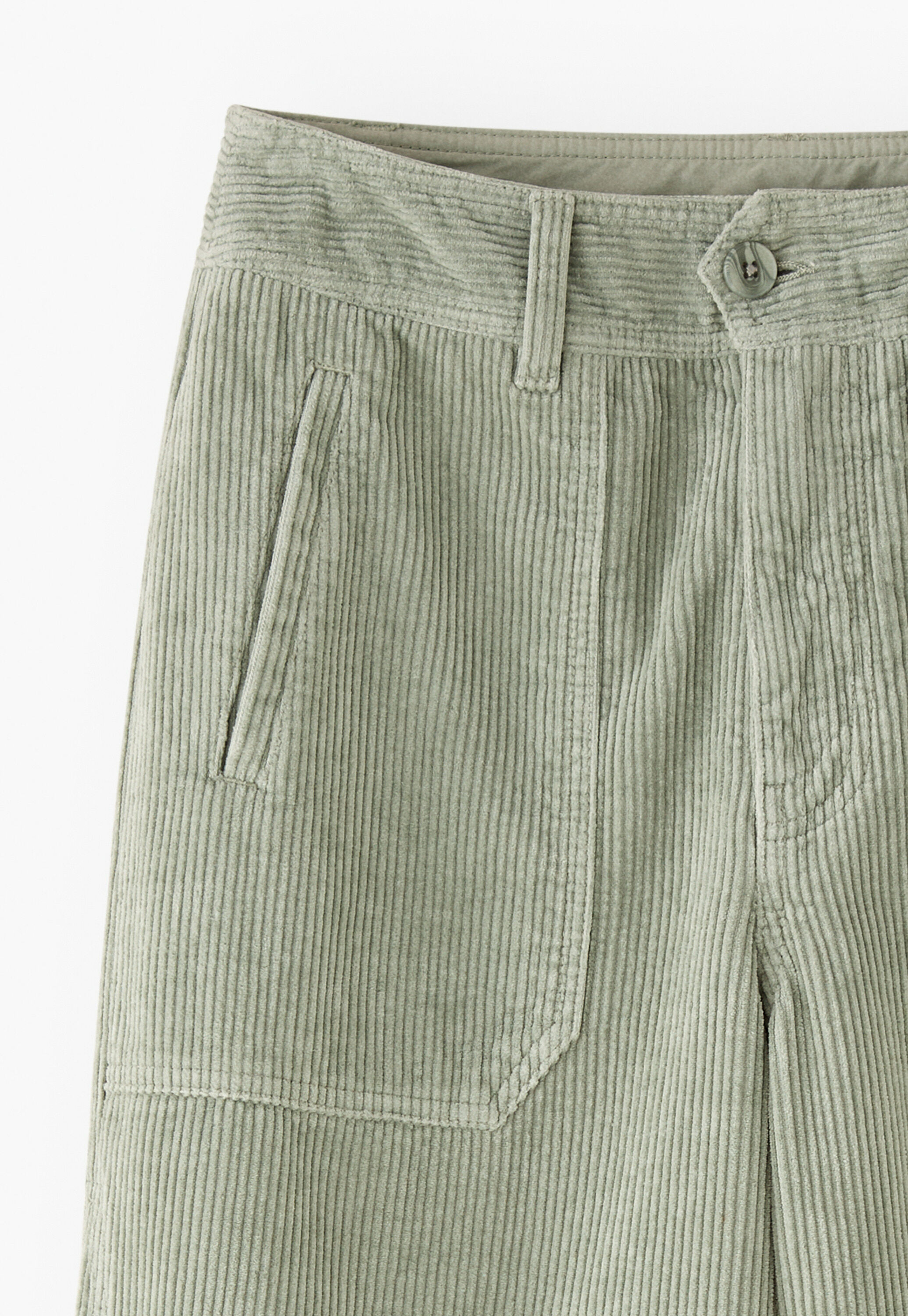 Entspannt geschnittene Karotten-Cordhose