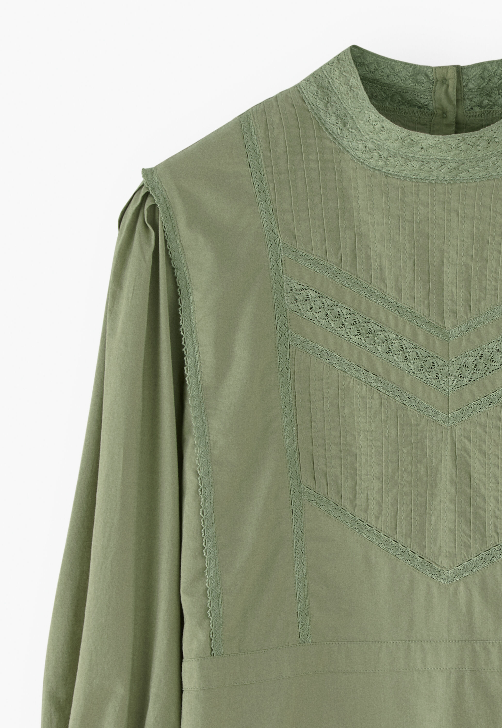 Bluse mit Biesen