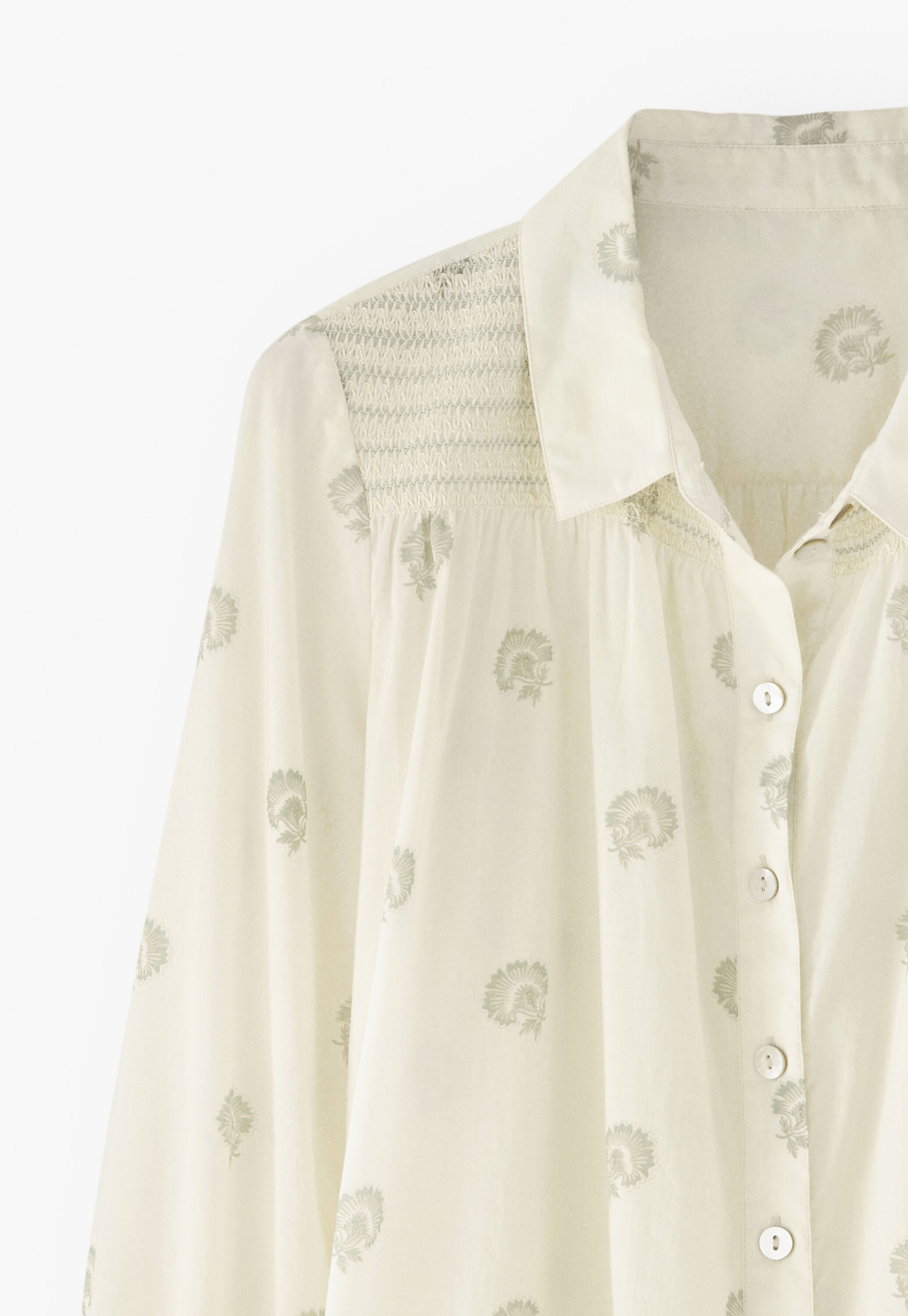 Bluse mit Kr&auml;useldetail