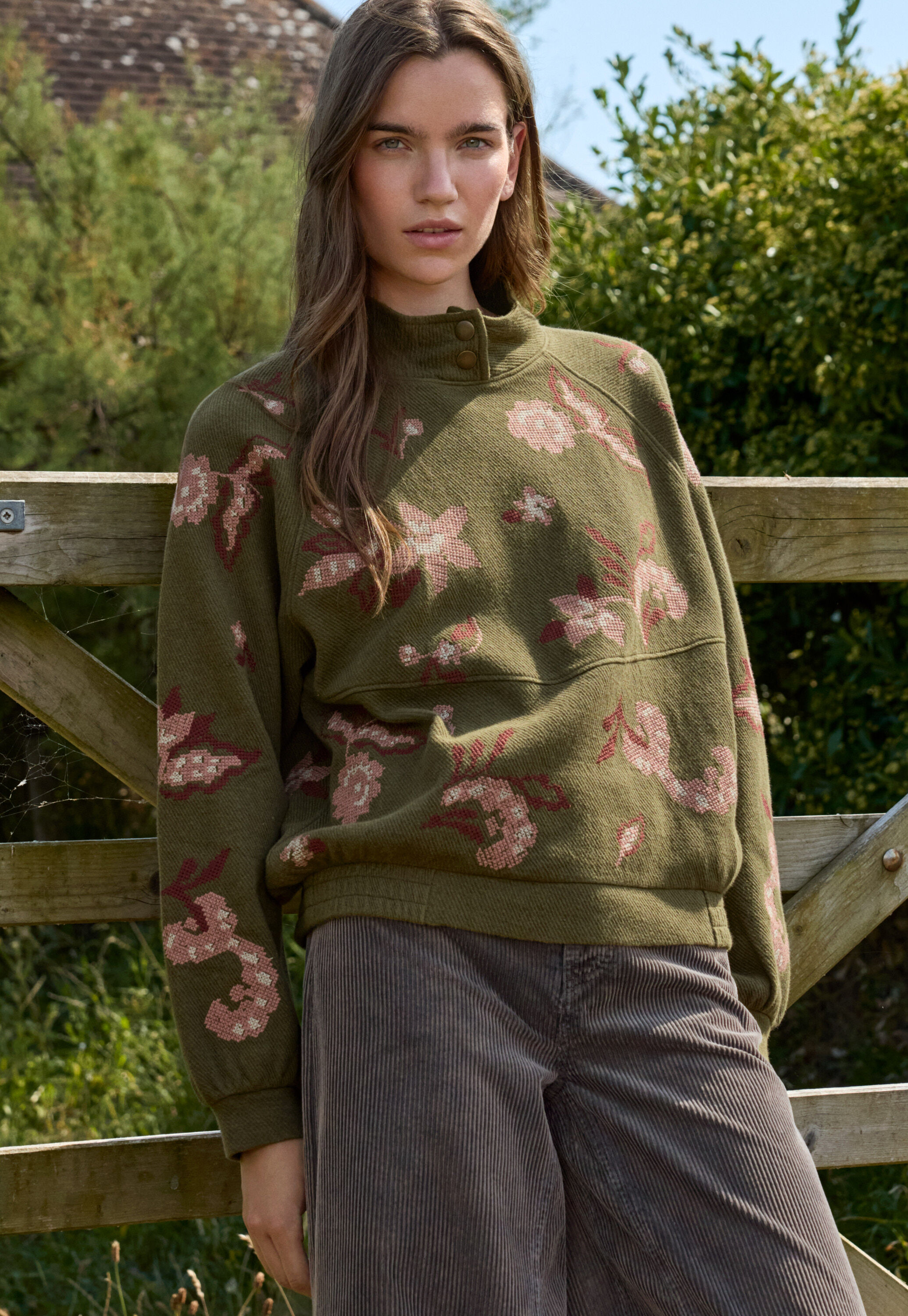 Besticktes Sweatshirt