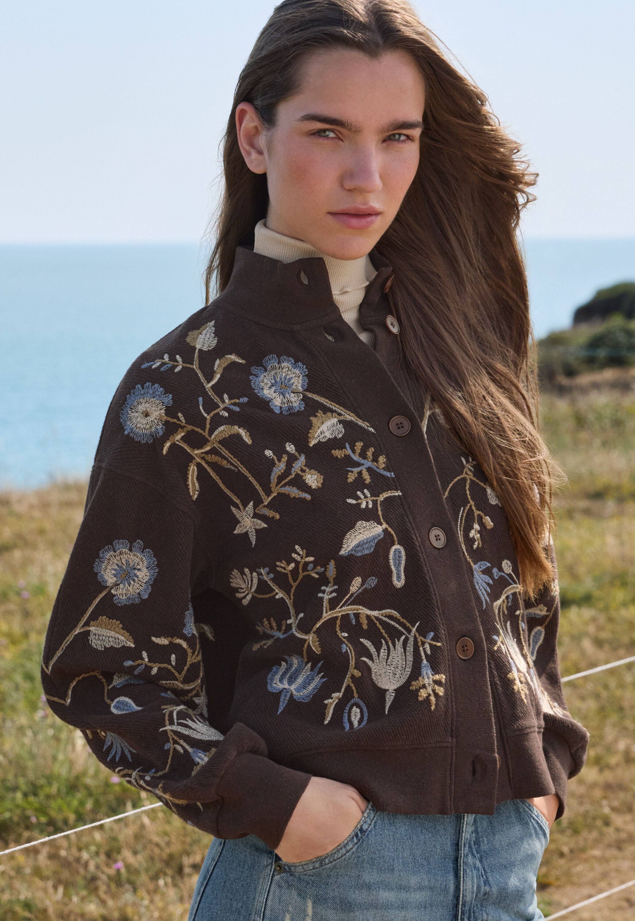 Bestickte Jacke, Kaffee, large