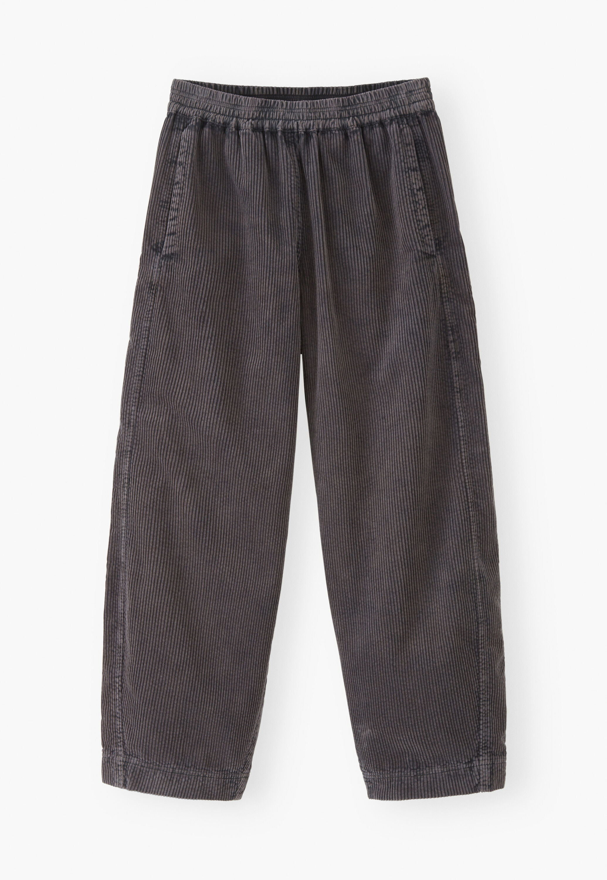 K&uuml;rzer geschnittene Hose mit weitem Bein