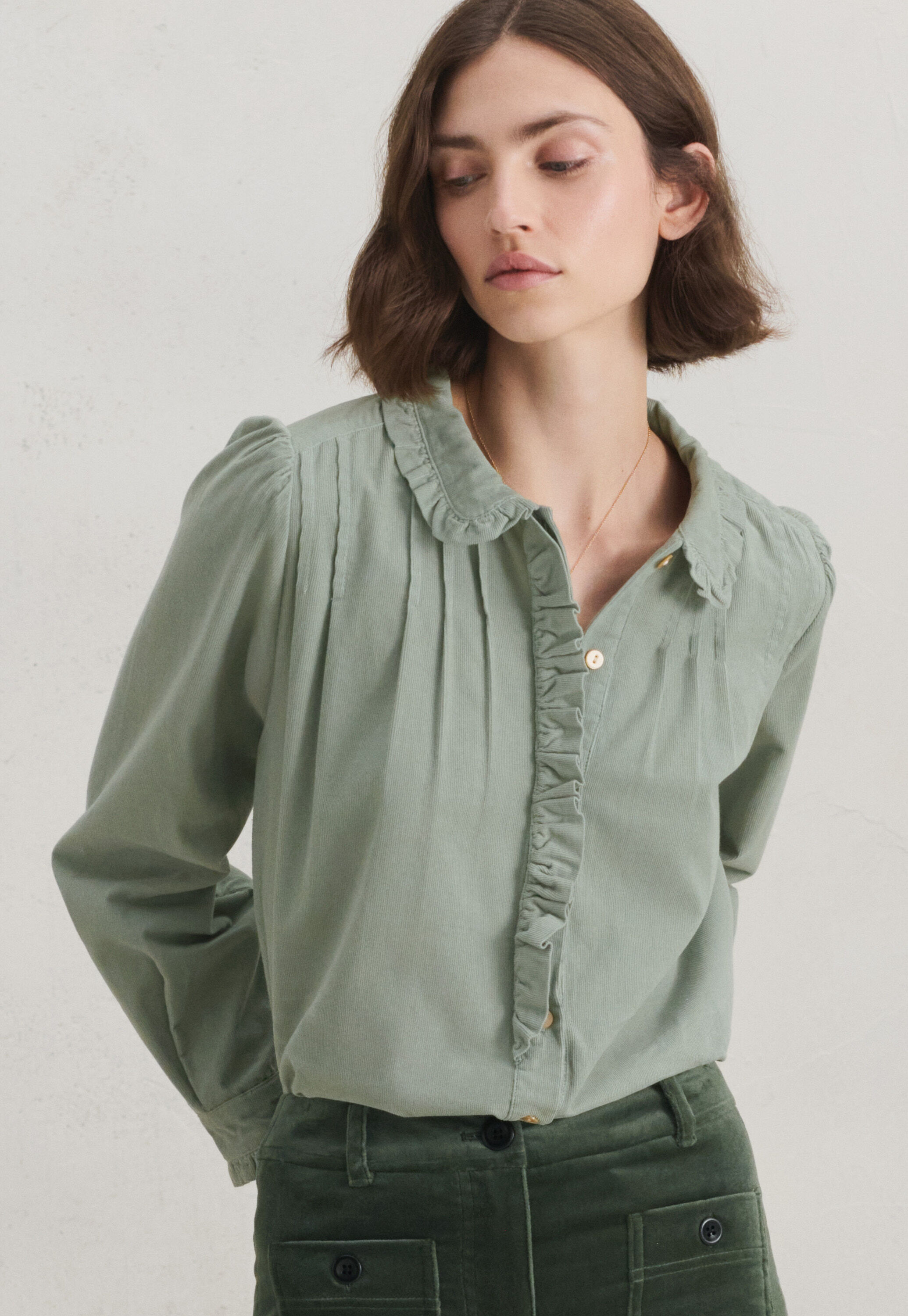 Bluse mit Biesen