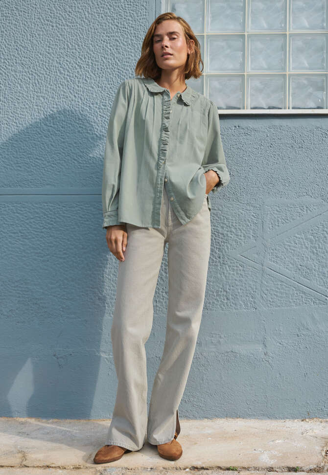 Faltenbluse aus Cord, Rauchiges Enteneiblau, completeTheLook