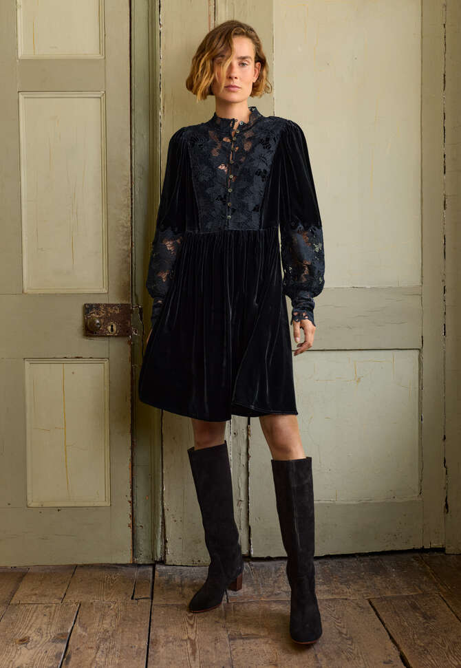 Samtkleid, Mitternacht, completeTheLook